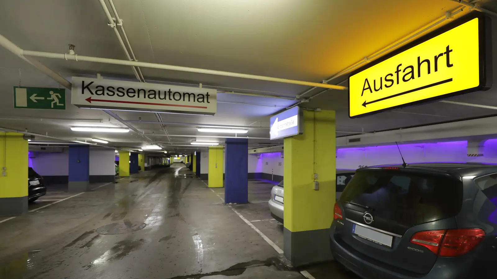 Die Altstadtgarage am Bahnhof Amberg wird gesperrt. (Archivbild: Wolfgang Steinbacher)