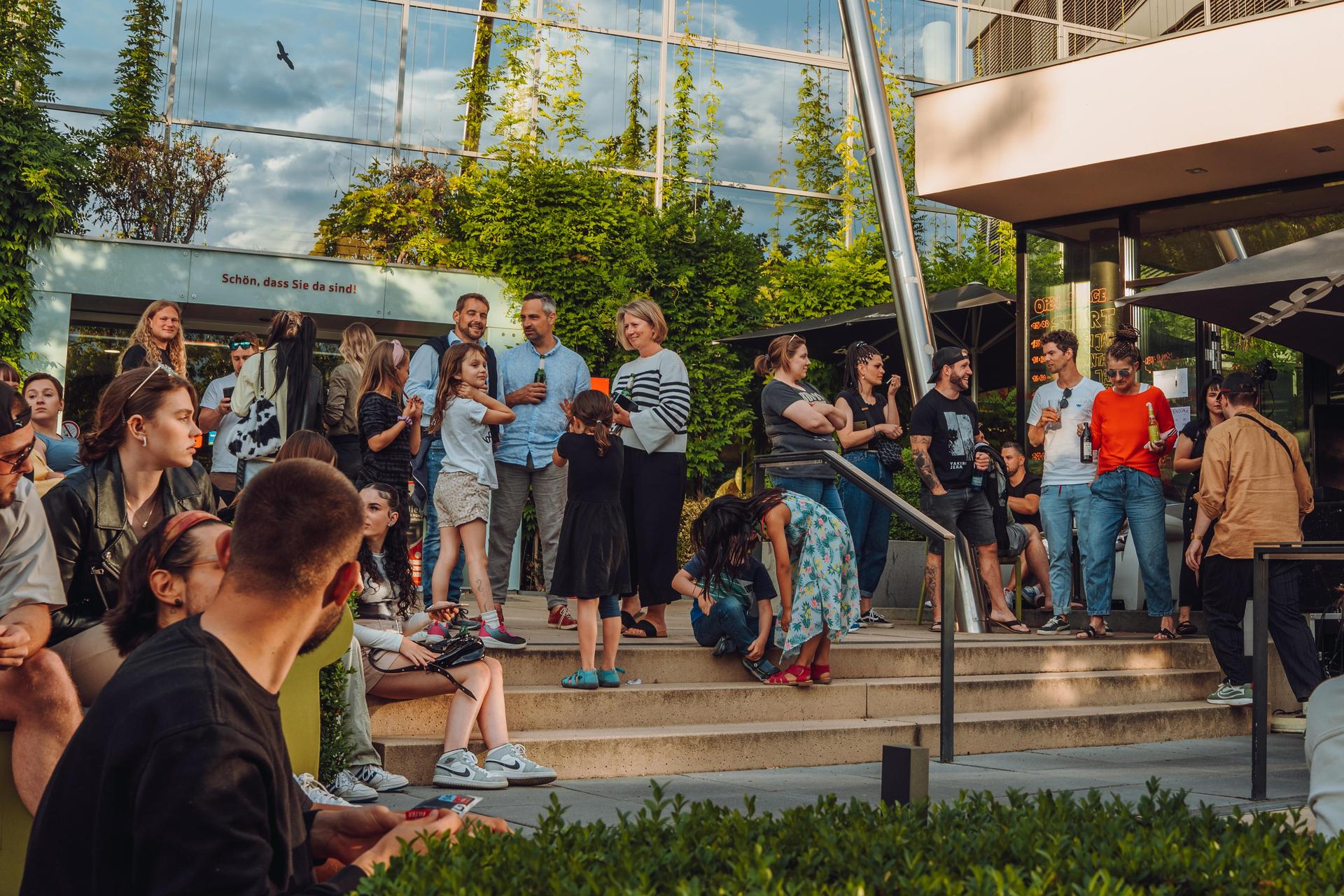 Beim Open Mic im Beanery zeigten Künstler*innen, was sie drauf haben. (Bild: Denise Helmschrott)