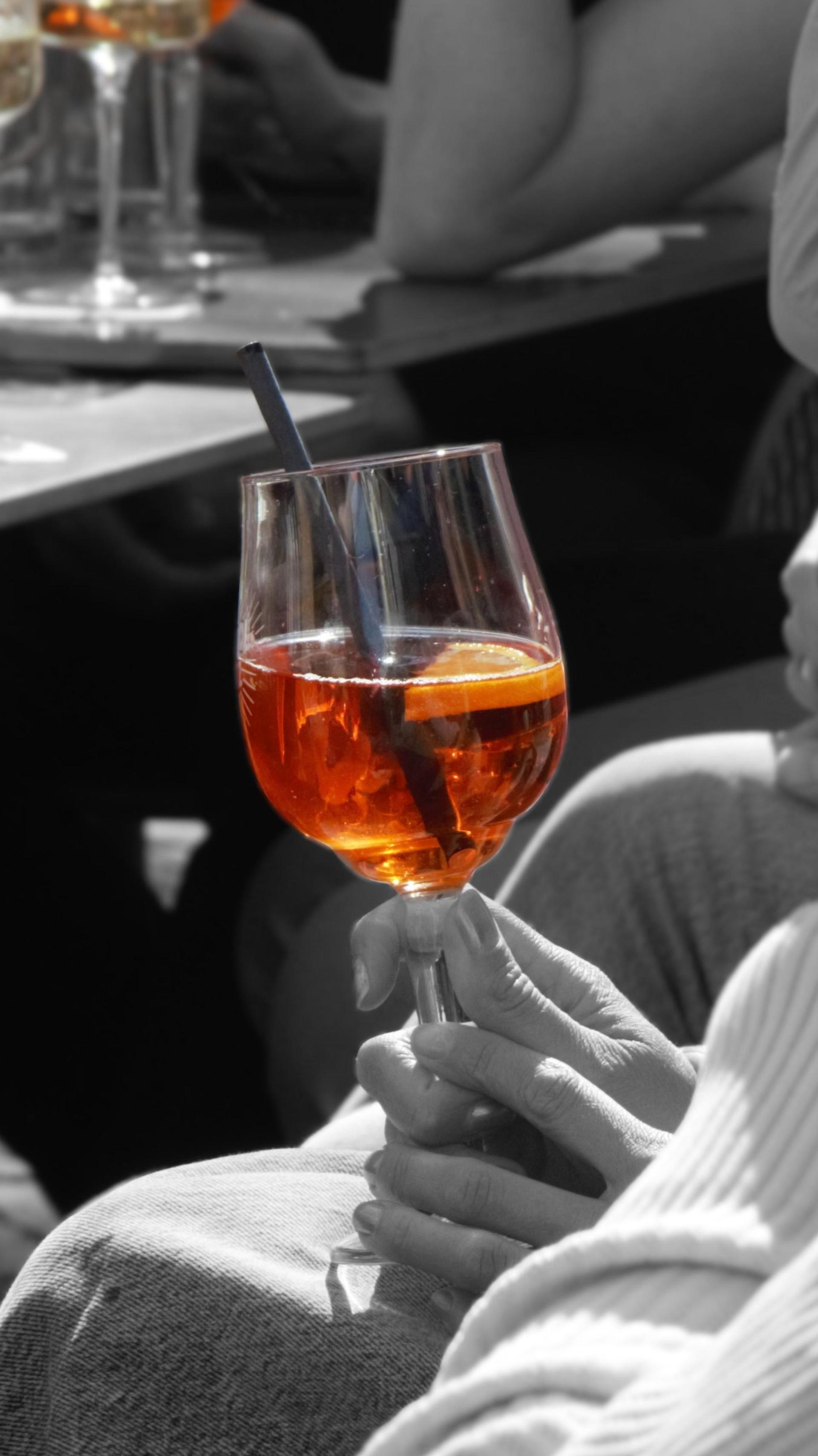 Im warmen Sonnenschein was das Daydrinking im Colomba Entspannung pur. (Bild: Marlin Nixdorf)