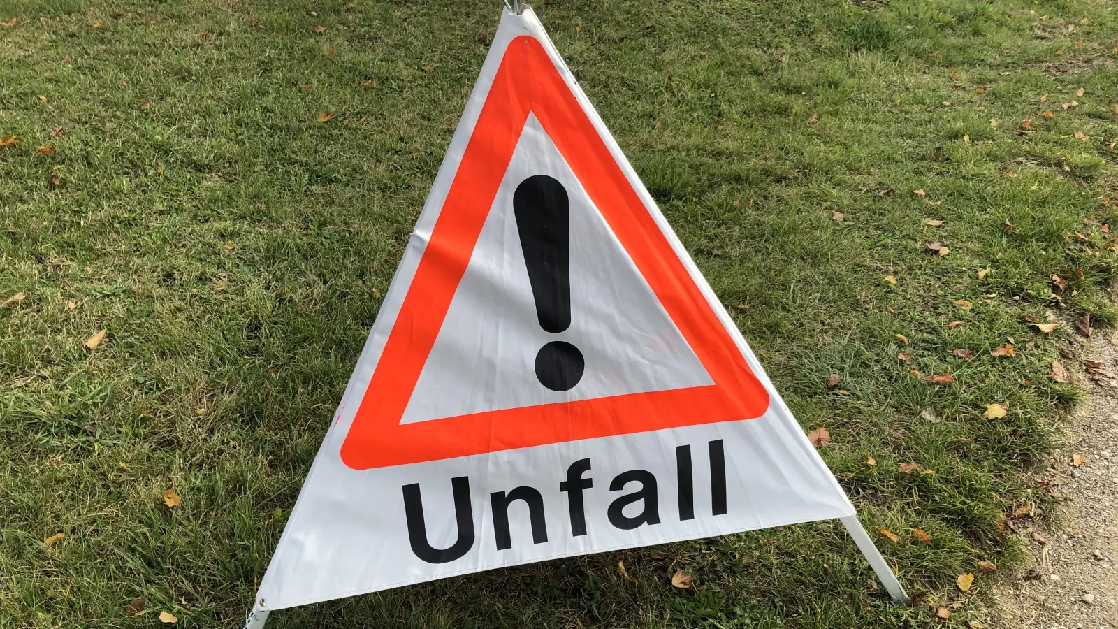 Ein 32-jähiger Motorradfahrer erlitt bei einem Verkehrsunfall in Amberg schwere Verletzungen.  (Symbolbild: Heike Unger [eik] (heike.unger@oberpfalzmedien.de))