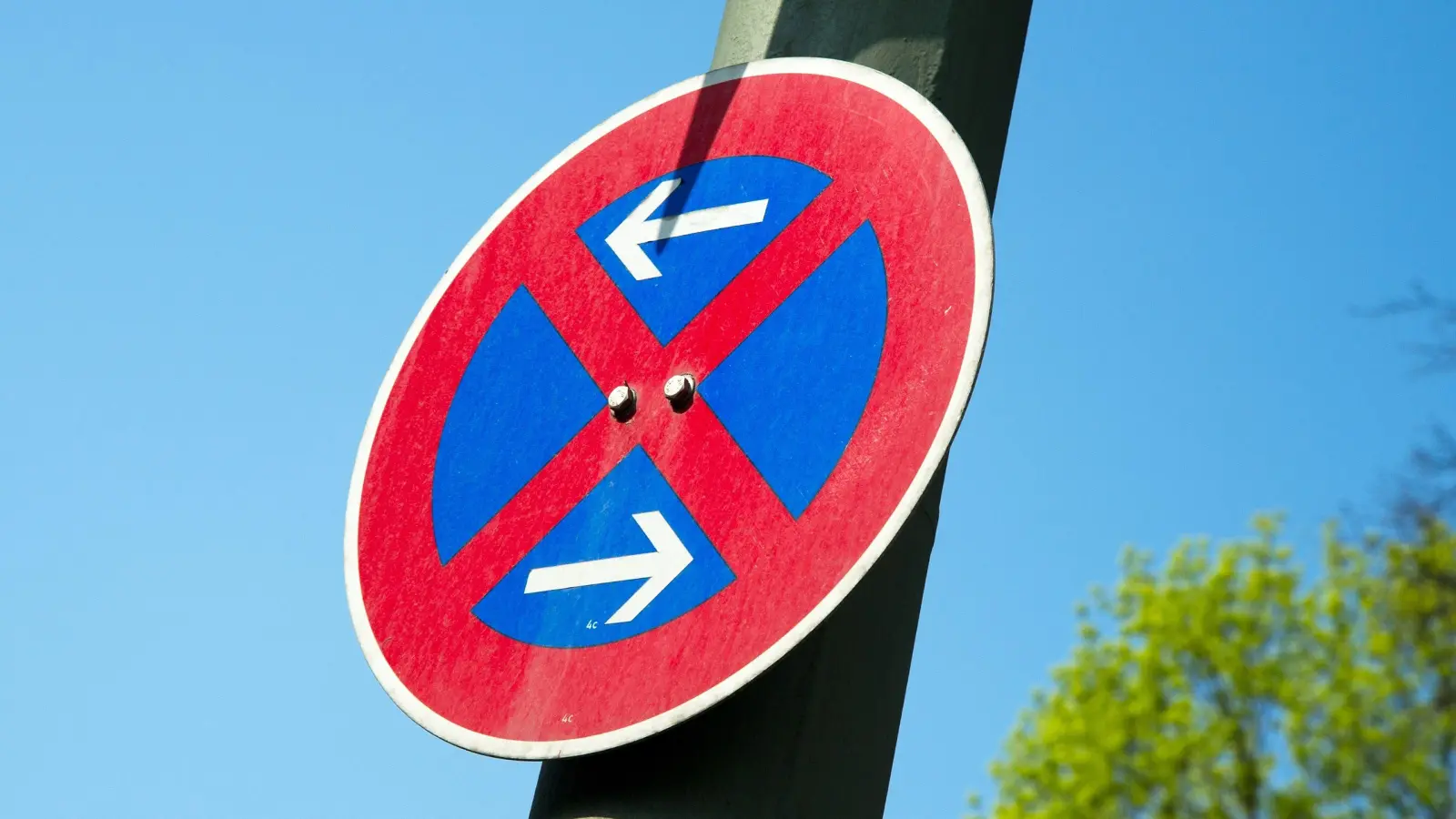 Während des Altstadtfestes in Amberg gibt es an einigen Plätzen und Straßen Verkehrsbeschränkungen. (Symbolbild: Andrea Warnecke)
