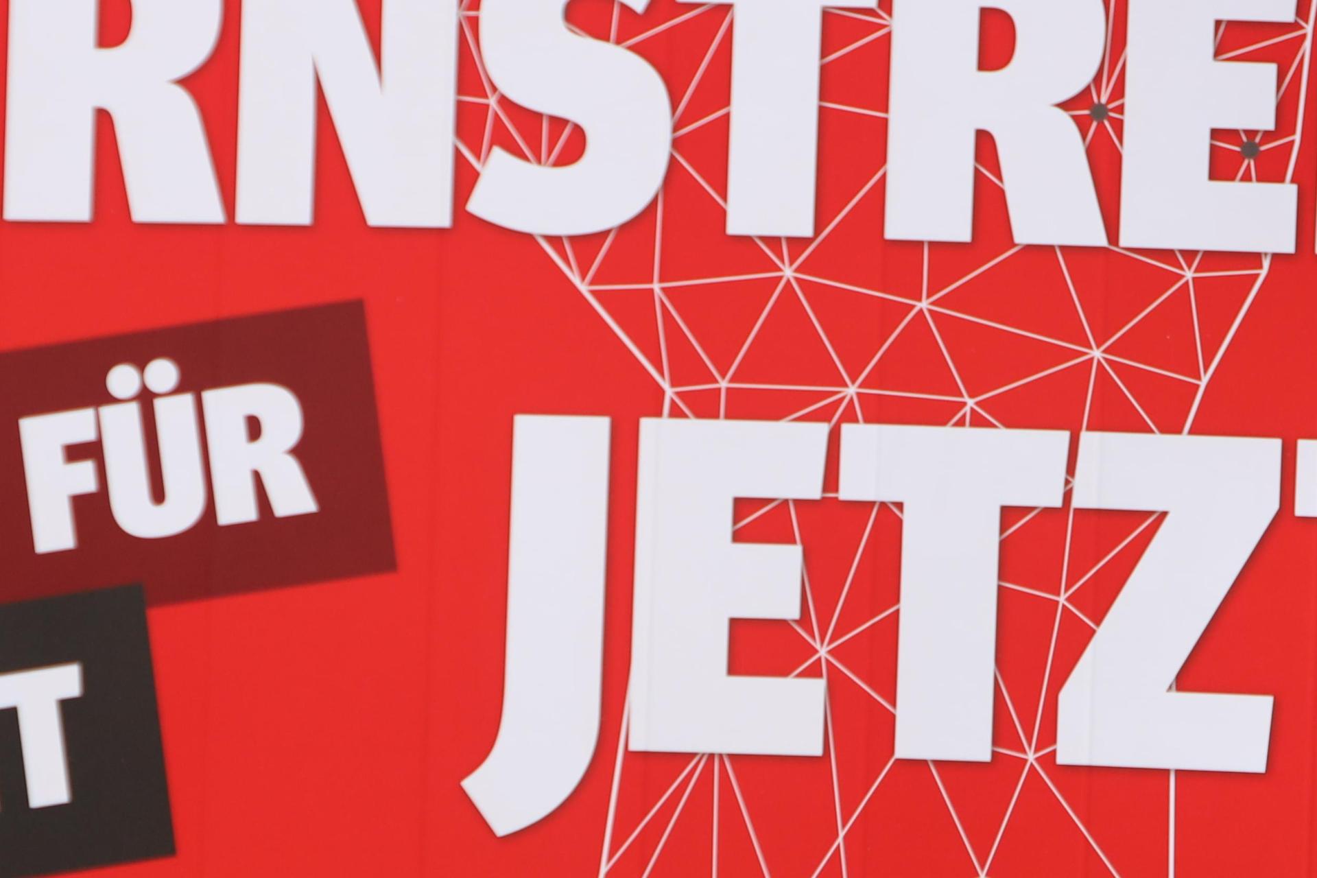 Auch am Mittwoch wird die Arbeit in vielen Oberpfälzer Betrieben niedergelegt. (Archivbild: Matthias Bein (dpa))