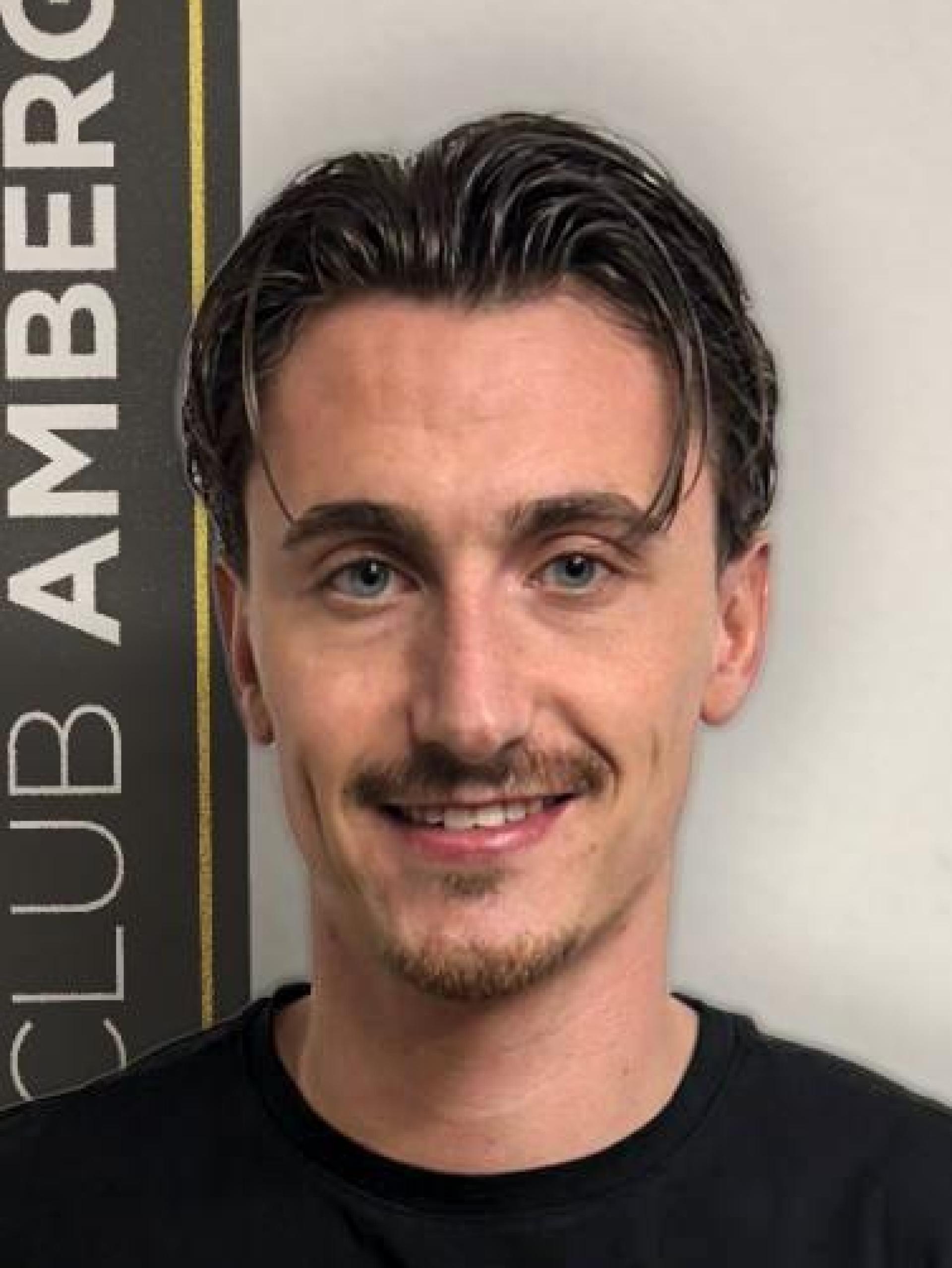 Dennis Weidner trägt ab der kommenden Saison das Trikot des FC Amberg. (Bild: Matthias Reuß/FC Amberg)