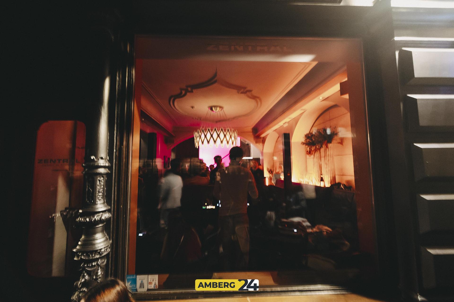 Das war bei Amberg tanzt 2025 im Zentral geboten. (Bild: Lolografie)