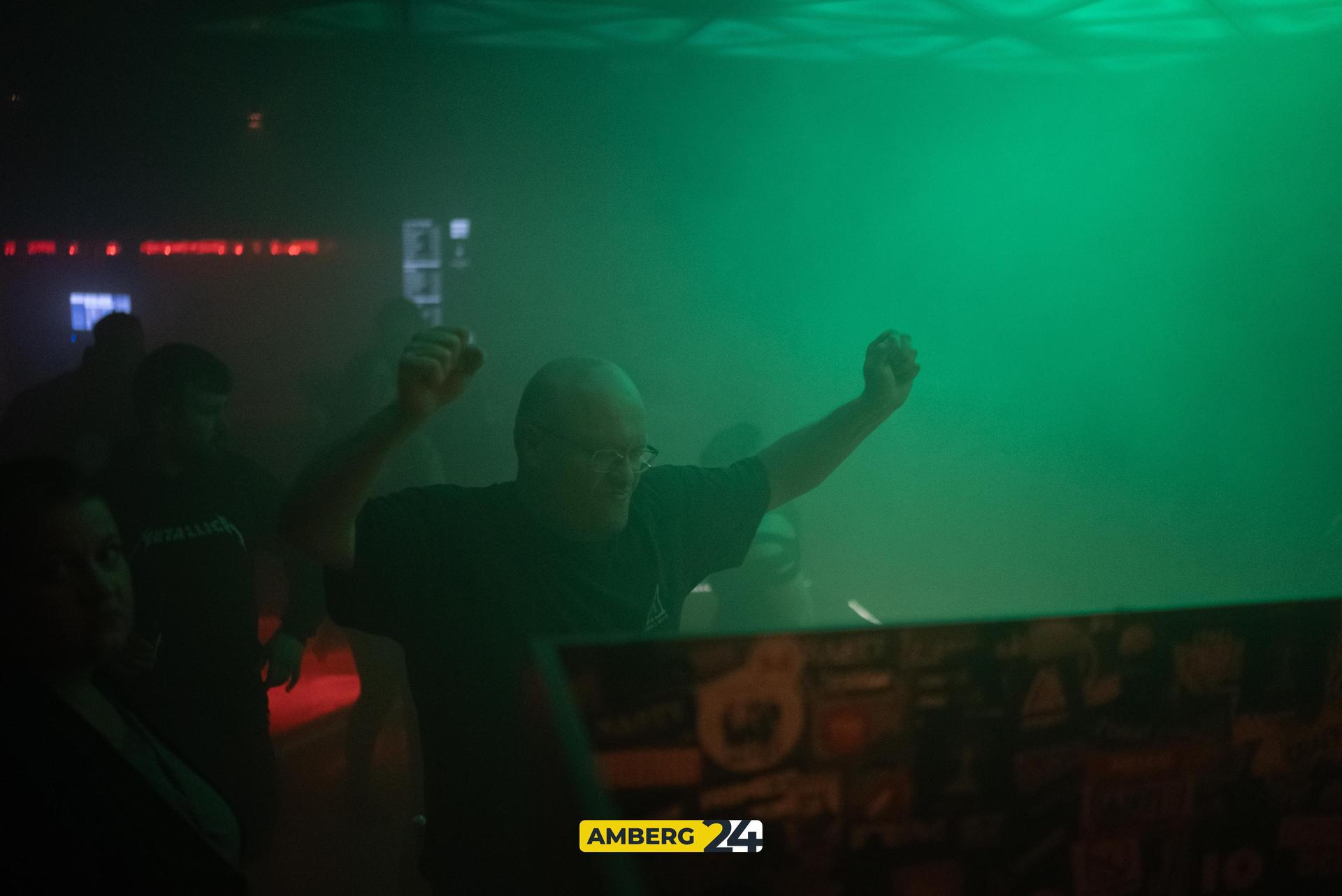 Dark Techno und Electro gab&#39;s am Samstag im Trio Amberg! (Bild: Mario Donhauser)