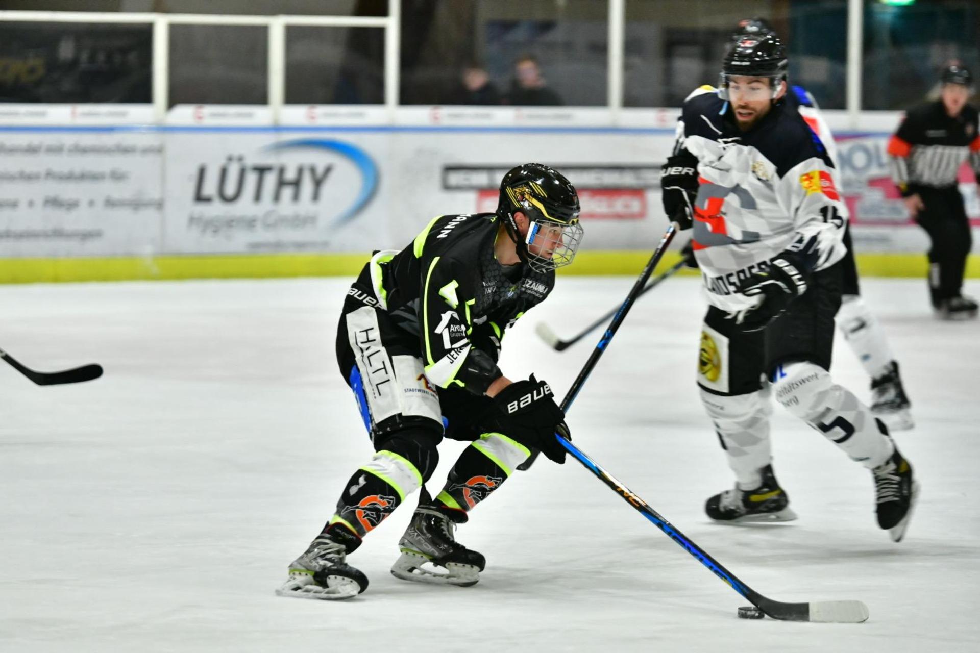 Der ERSC Amberg muss sich dem HC Landsberg mit 2:3 geschlagen geben. (Bild: A.& J. Pastuska)
