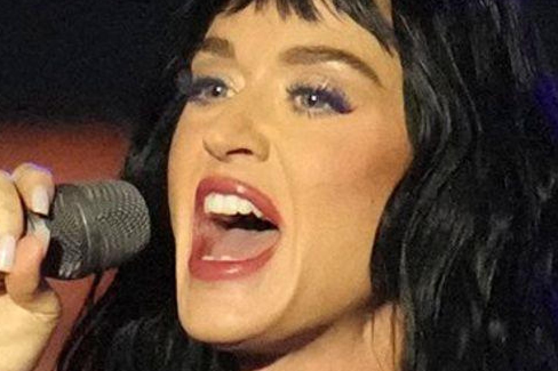 Katy Perry wehrt sich vehement gegen die Vorwürfe. (Archivbild)  (Bild: Gene J. Puskar/AP/dpa)