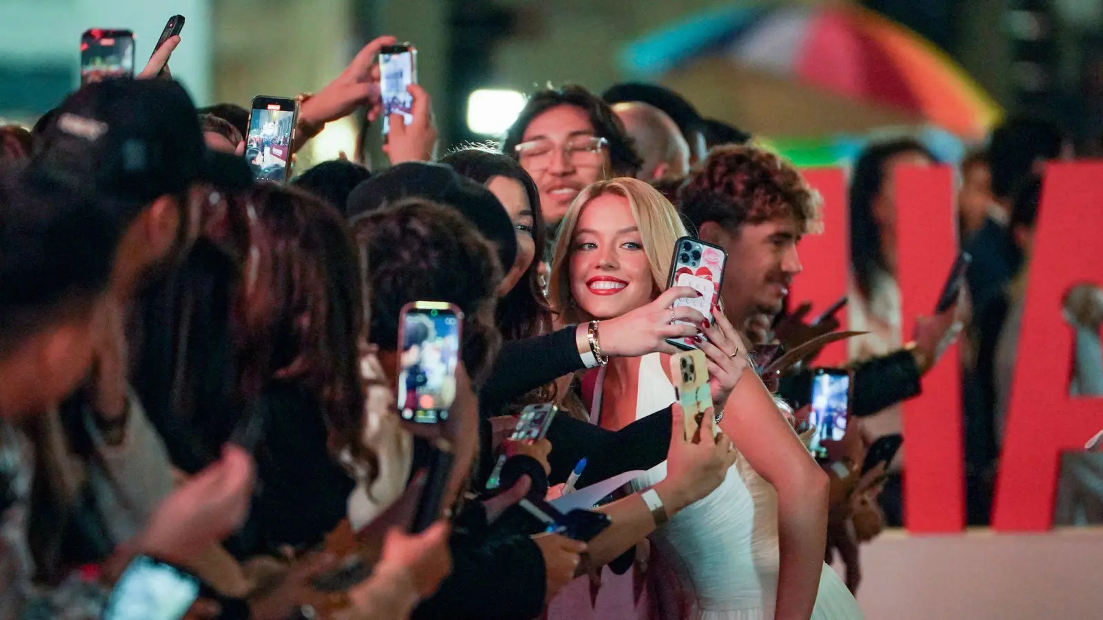 Sydney Sweeneys neuer Film „The Housemaid“ ist in den USA erfolgreich gestartet (Archivbild).  (Bild: Jordan Strauss/Invision/AP/dpa)
