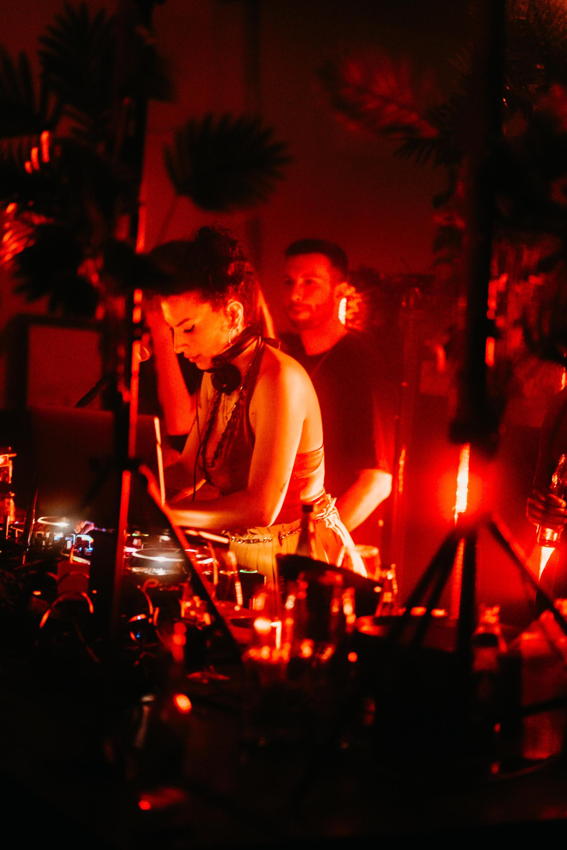 Im Casino Saal sorgte DJane Lil Ma für gute Stimmung. (Bild: Mario Donhauser)