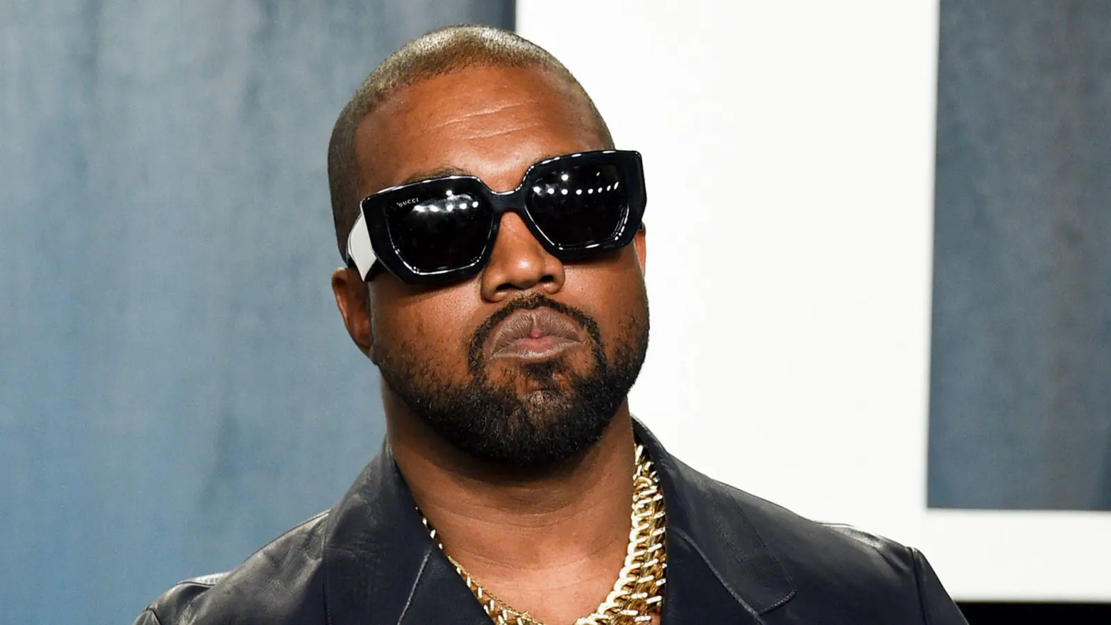 Kanye West, US-Rapper, bei der Vanity Fair Oscar Party. (Archivbild) (Bild: Evan Agostini/Invision/AP/dpa)