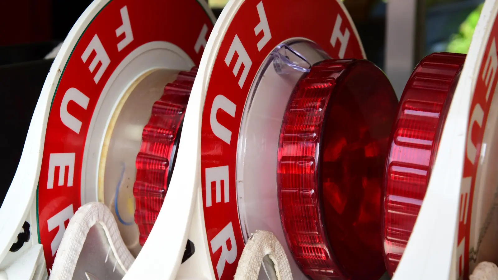 Symbolbild (Bild:Gleich zwei Mal brannte es Sonntagnachmittag auf einem Feld in der Nähe des Neunburger Ortsteils Mitteraschau.: ll)