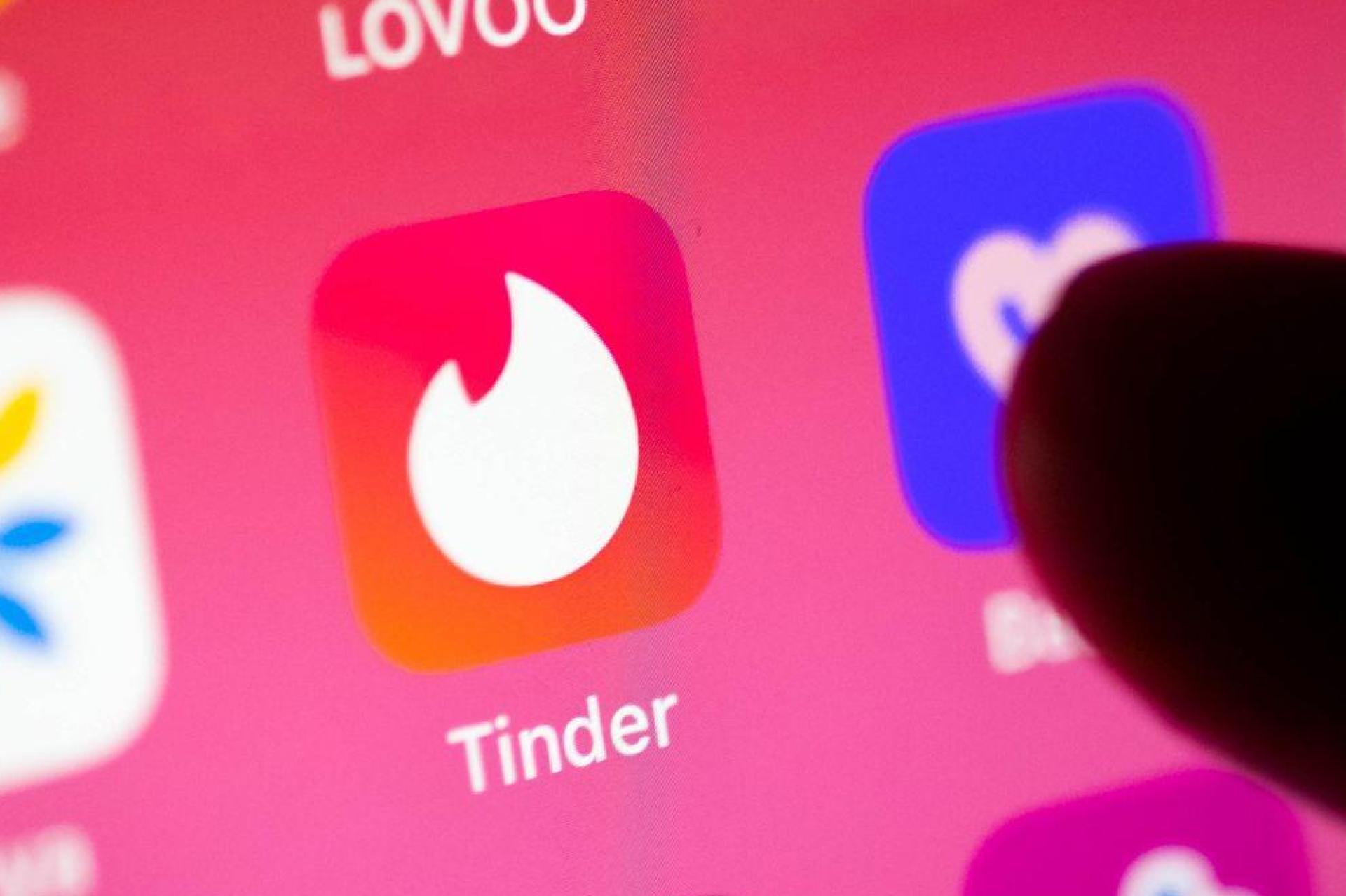 Der Markt für Dating-Apps boomt. Zwischen Bumble, Tinder, Parship und mehr fällt die Auswahl nicht immer leicht.  (Bild: Sina Schuldt/dpa)