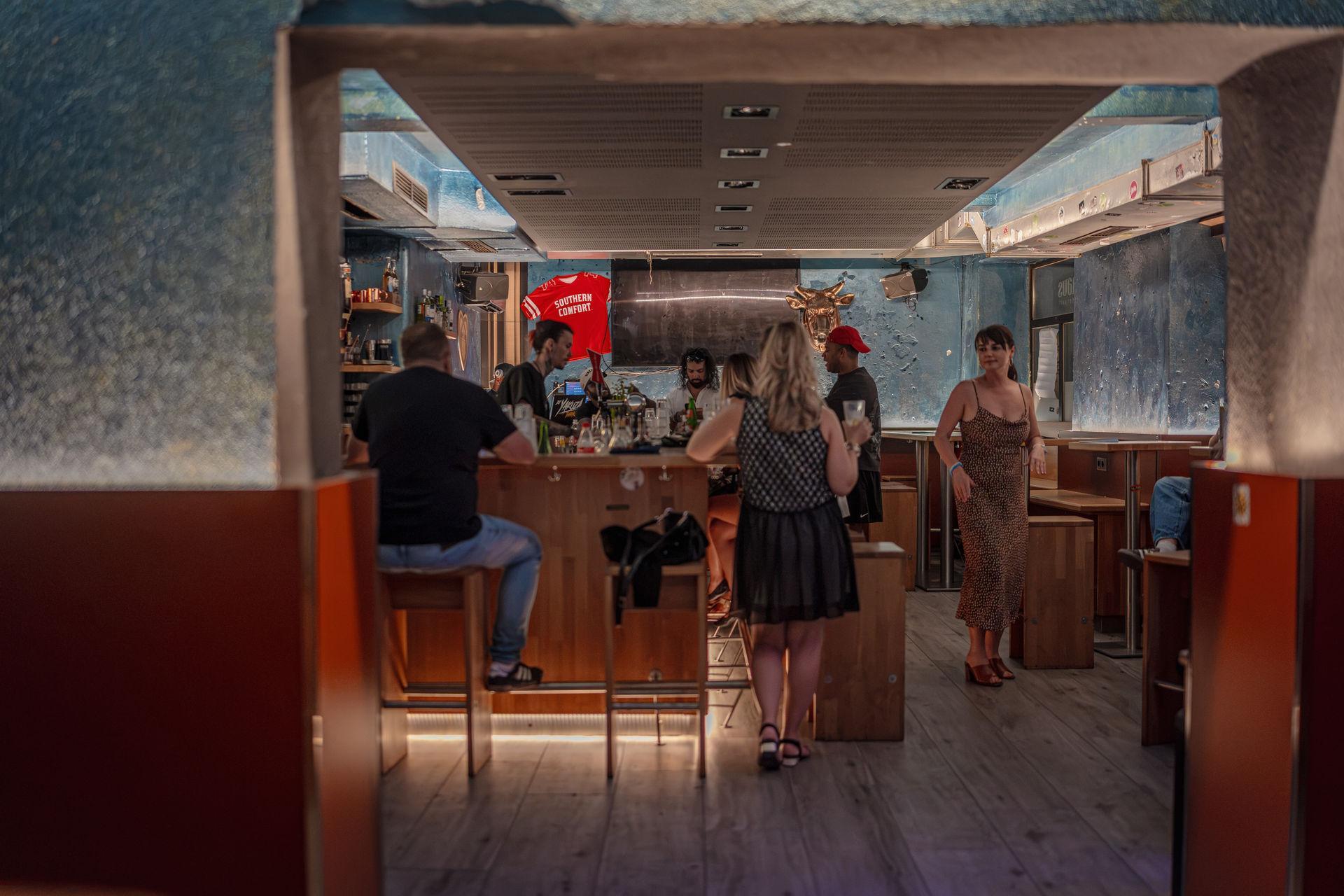 Musik zum Feiern war im Blauen Haus angesagt. (Bild: Michael Golinski)