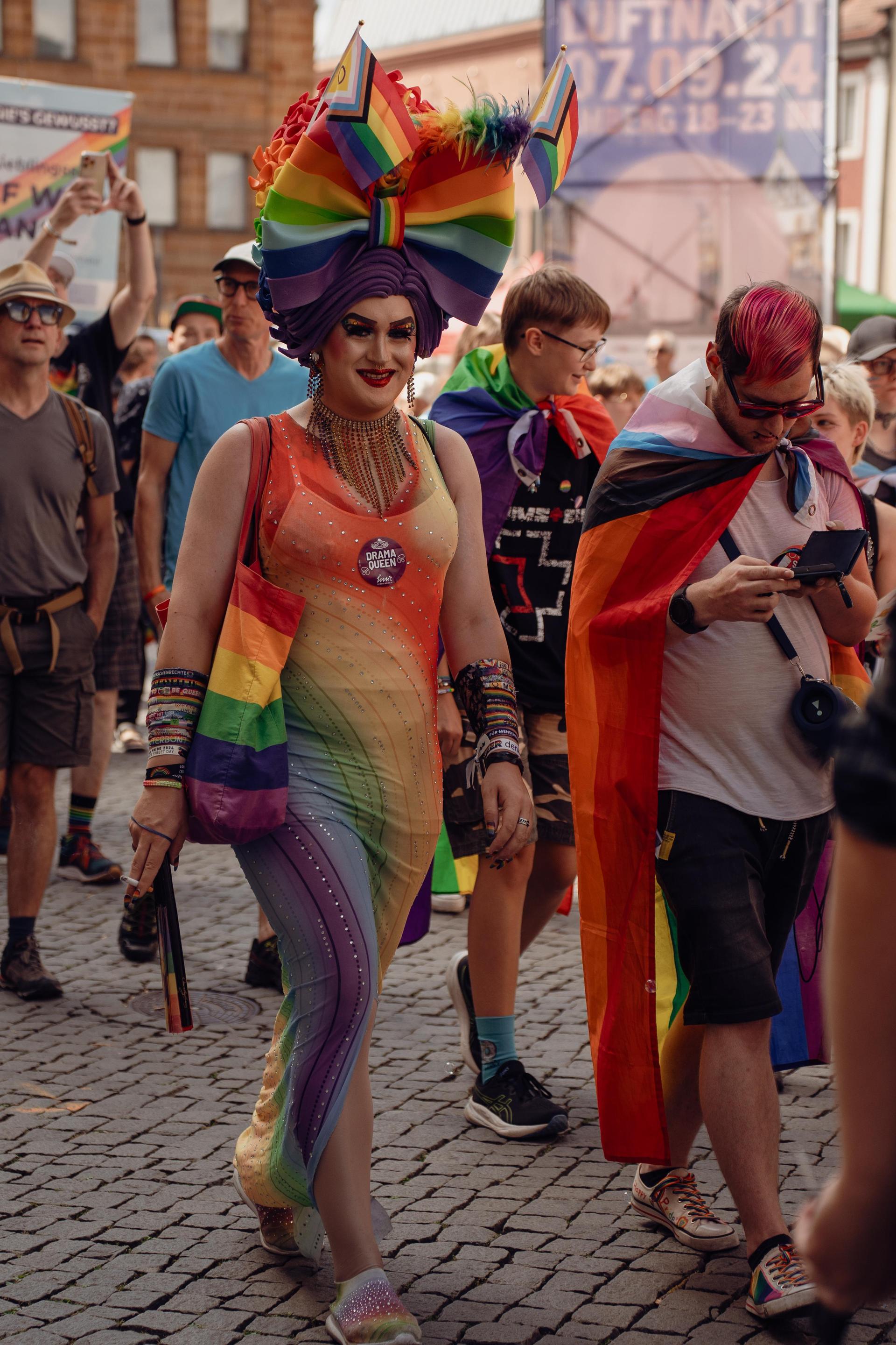 Das war beim Amberger CSD-Demozug am Samstag los. (Bild: Ria Schmidt)