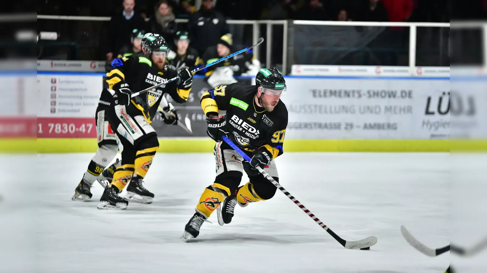 Der ERSC Amberg muss am Freitag gegen die Mighty Dogs aus Schweinfurt ran.  (Bild: ERSC Amberg)