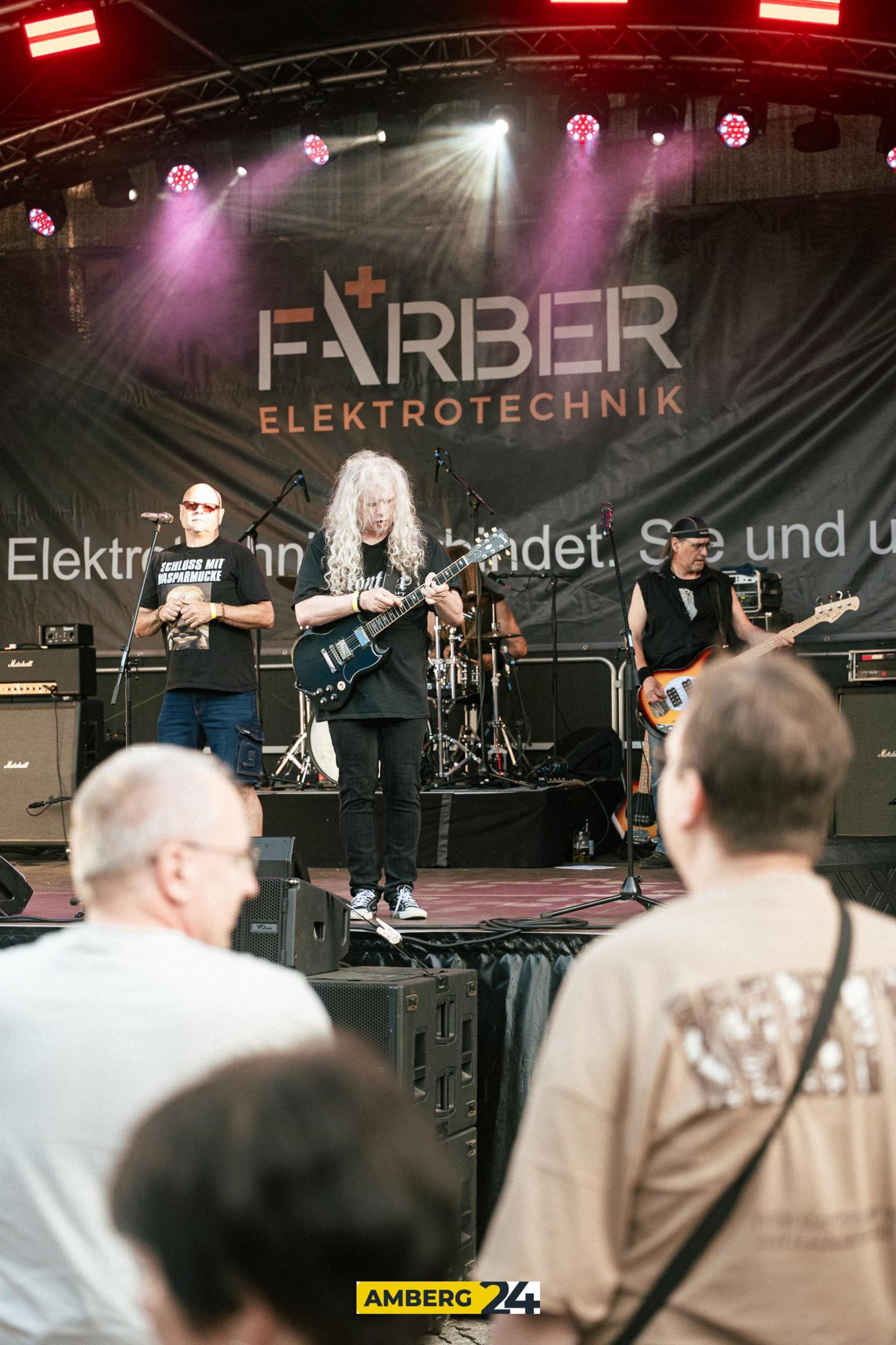 Einen ganz eigenen Vibe gab's auf dem Altstadtfest im Innenhof des Landratsamts! (Bild: David Mueller)
