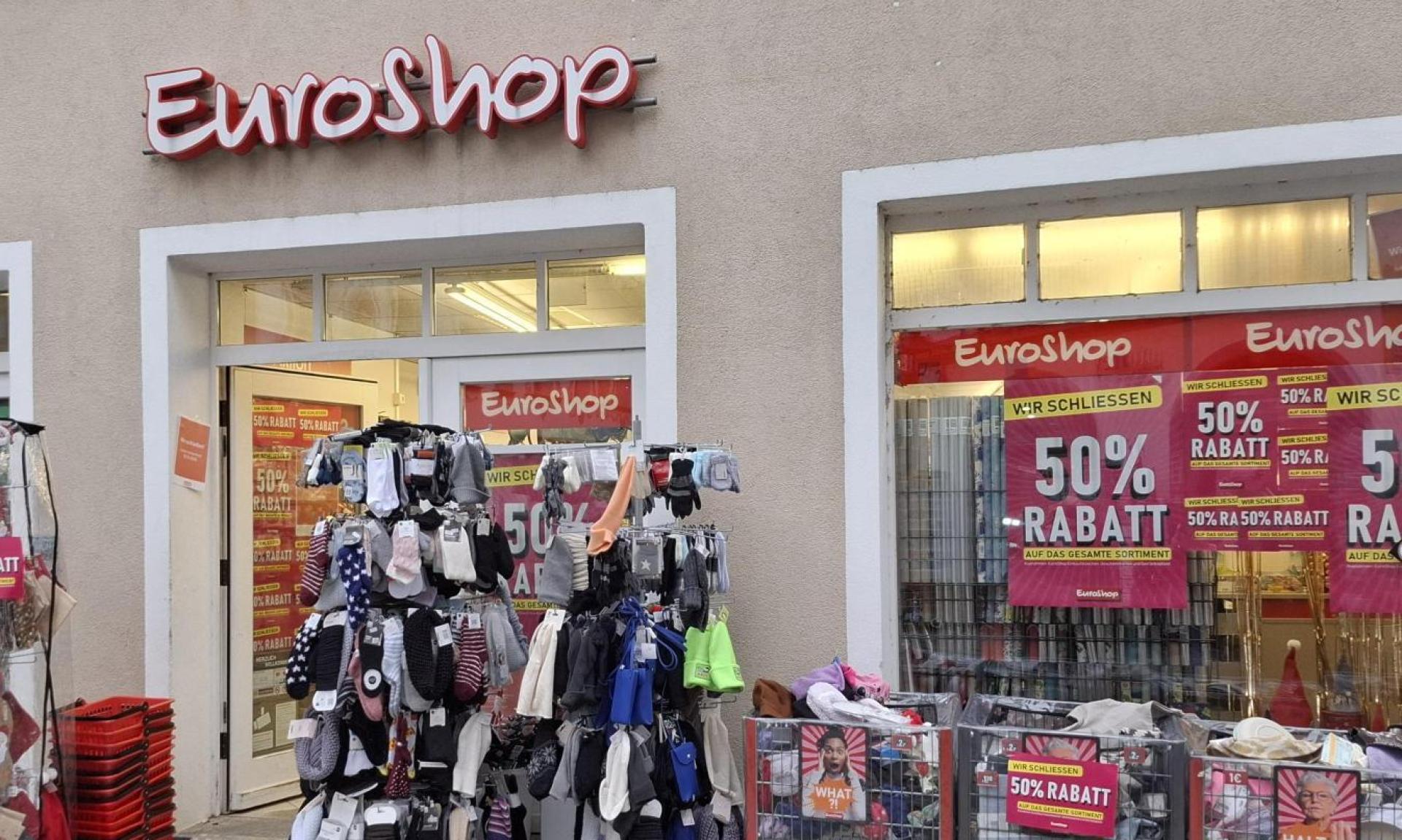 Der Euroshop in der Amberger Fußgängerzone schließt.  (Bild: Eva Kreuzer)