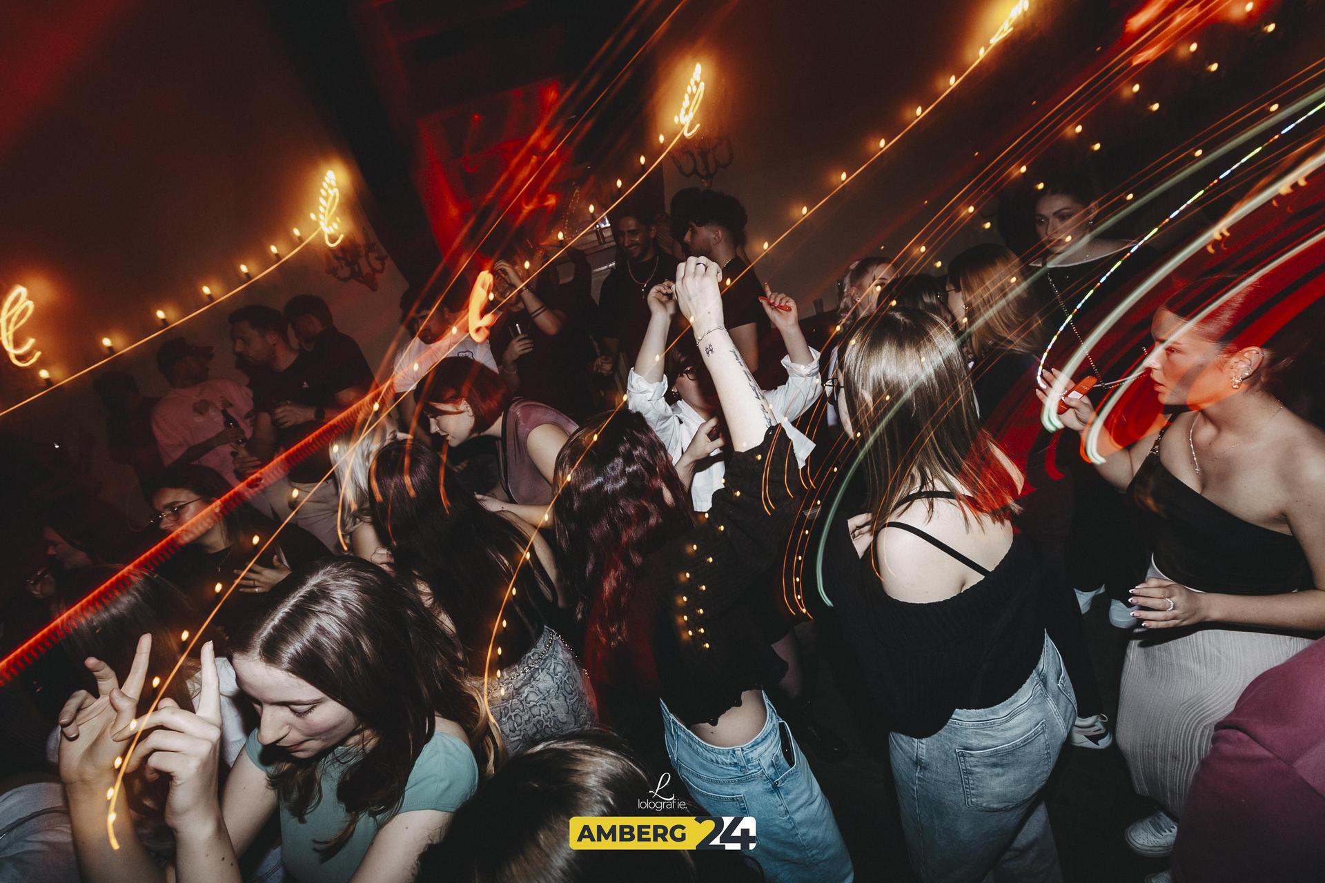 Vibes im Casino Saal ist mittlerweile eine feste Größe.  (Bild: Leonie Hartung )