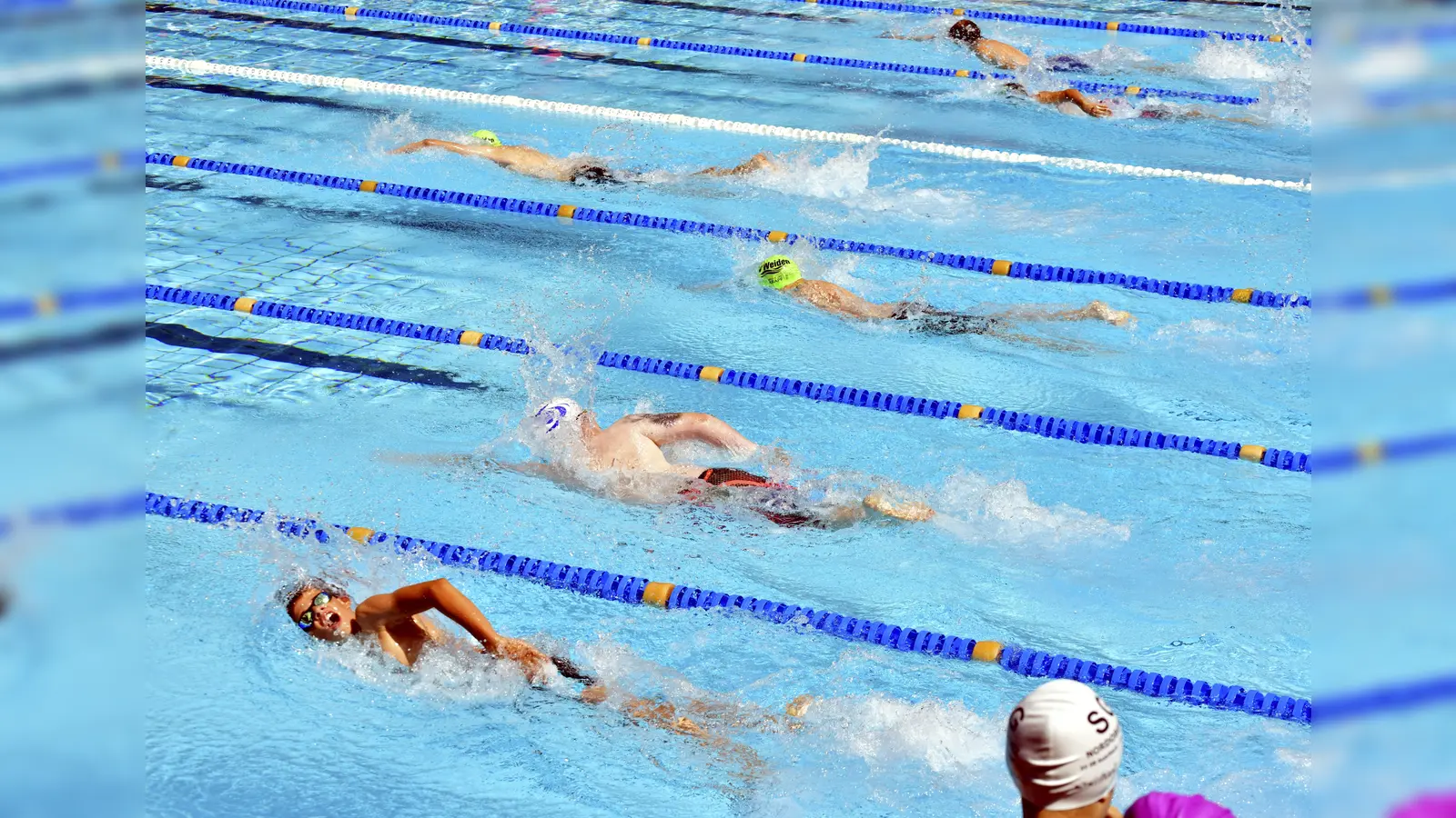 Begeisterte Schwimmer können nur noch bis Ende August ihre Bahnen im Hockermühlbad ziehen. In diesem Jahr schließt es nämlich früher. Ab September können die Sportler aber ins Kufü wechseln, das geöffnet hat.  (Archivbild: Hubert Ziegler)