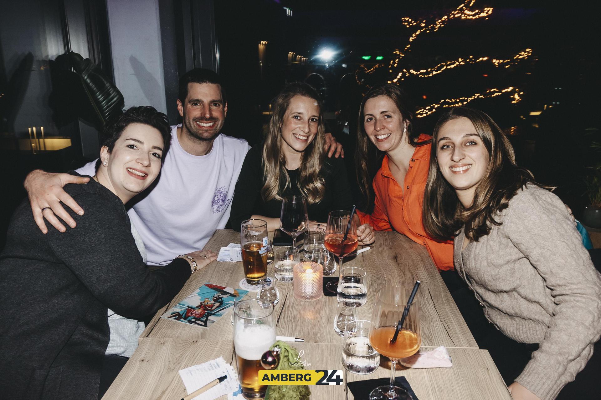 Die Fotos aus der Walküre Skybar liefert Lolo.  (Bild: Lolo)