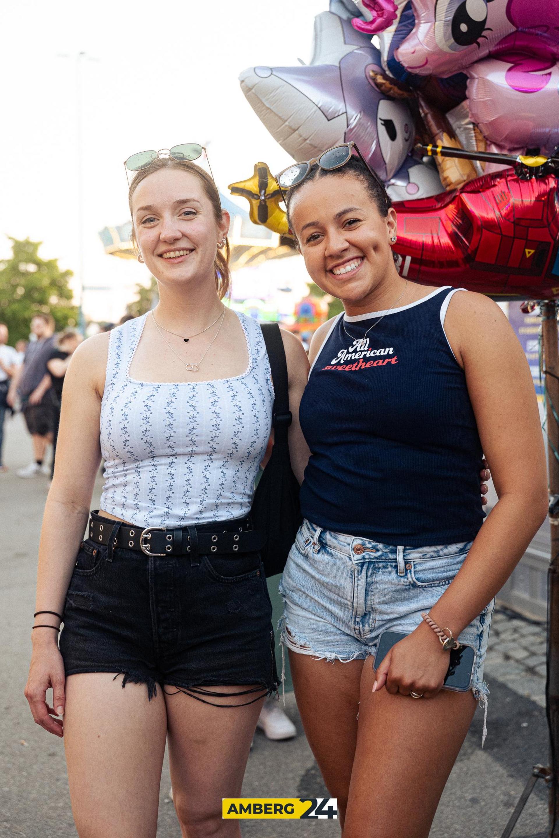 Am zweiten Dult-Freitag haben die „Bärntreiber” mit euch Party gemacht. Fotograf David war für uns unterwegs und hat die Stimmung festgehalten. (Bild: David Mueller)