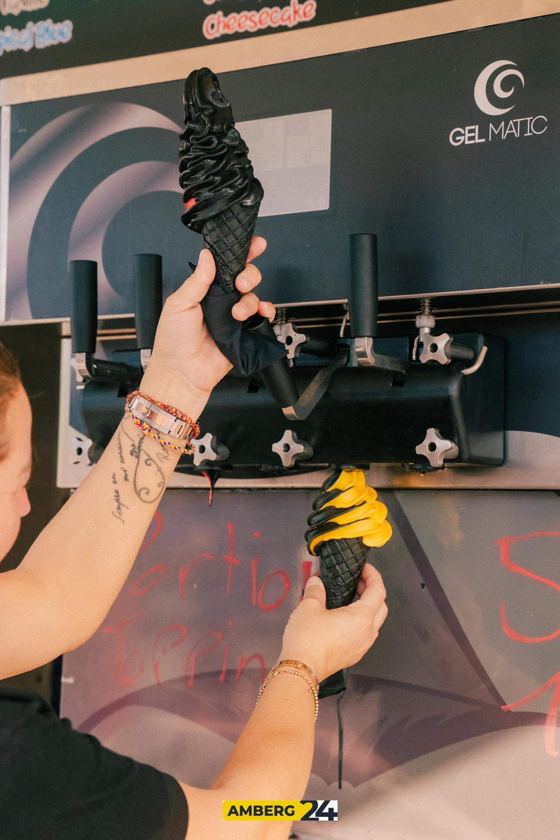 Auf dem Foodtruck-Festival in Amberg war am Freitag einiges los! (Bild: David Mueller)