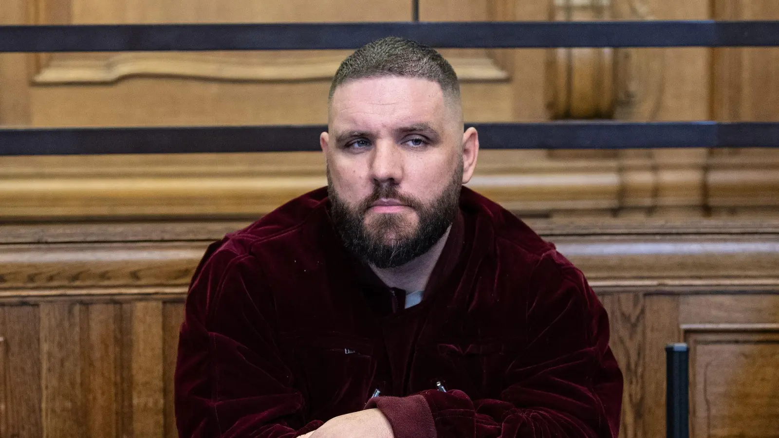 Rapper Fler hatte bisher nach eigenen Worten mit Politik nicht viel am Hut. (Archivbild) (Bild: Paul Zinken/dpa-Zentralbild/dpa)