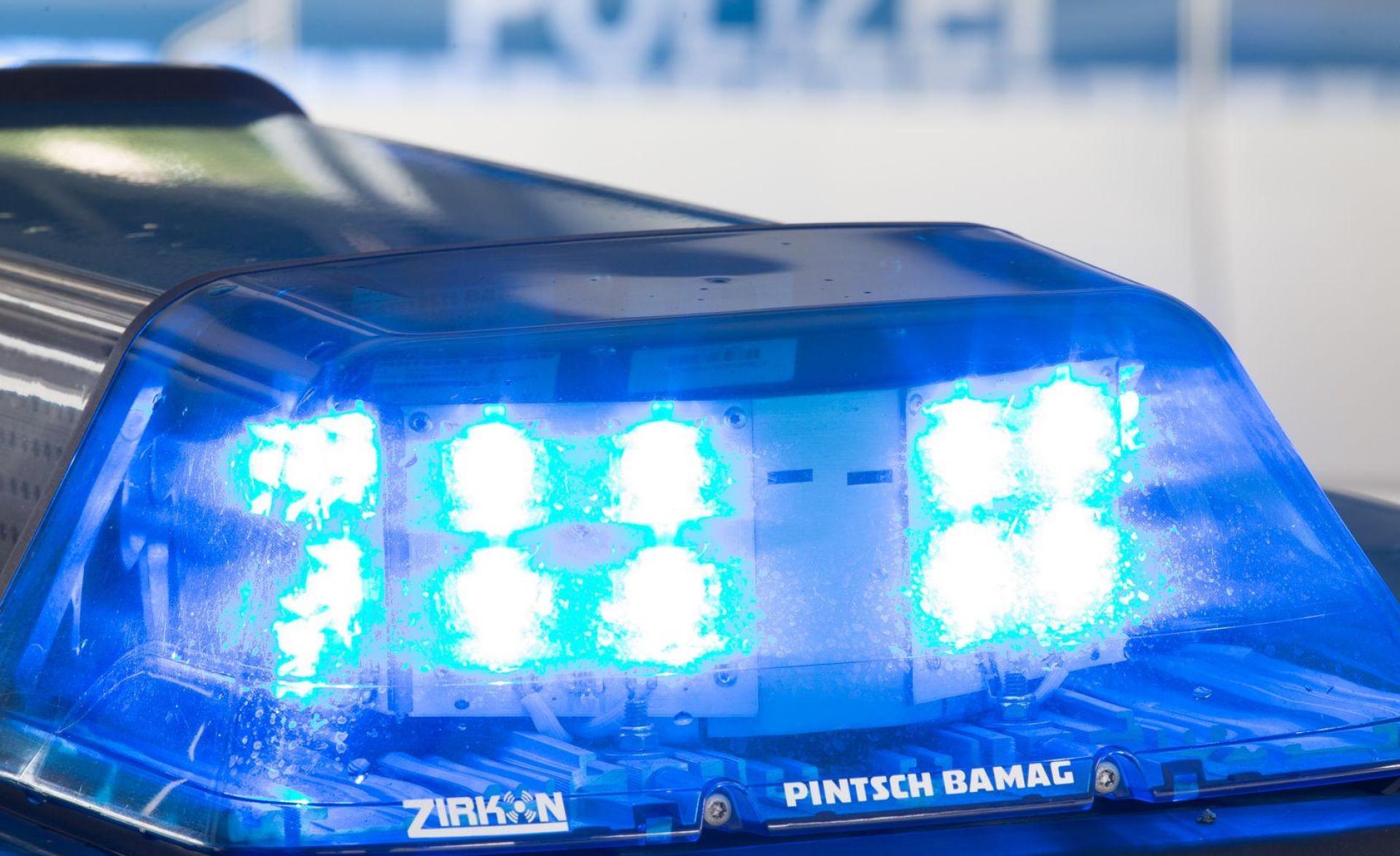 Ein Ski-Nachmittag in Etzelwang endete für einen 17-Jährigen im Krankenhaus.  (Symbolbild: Friso Gentsch/dpa)