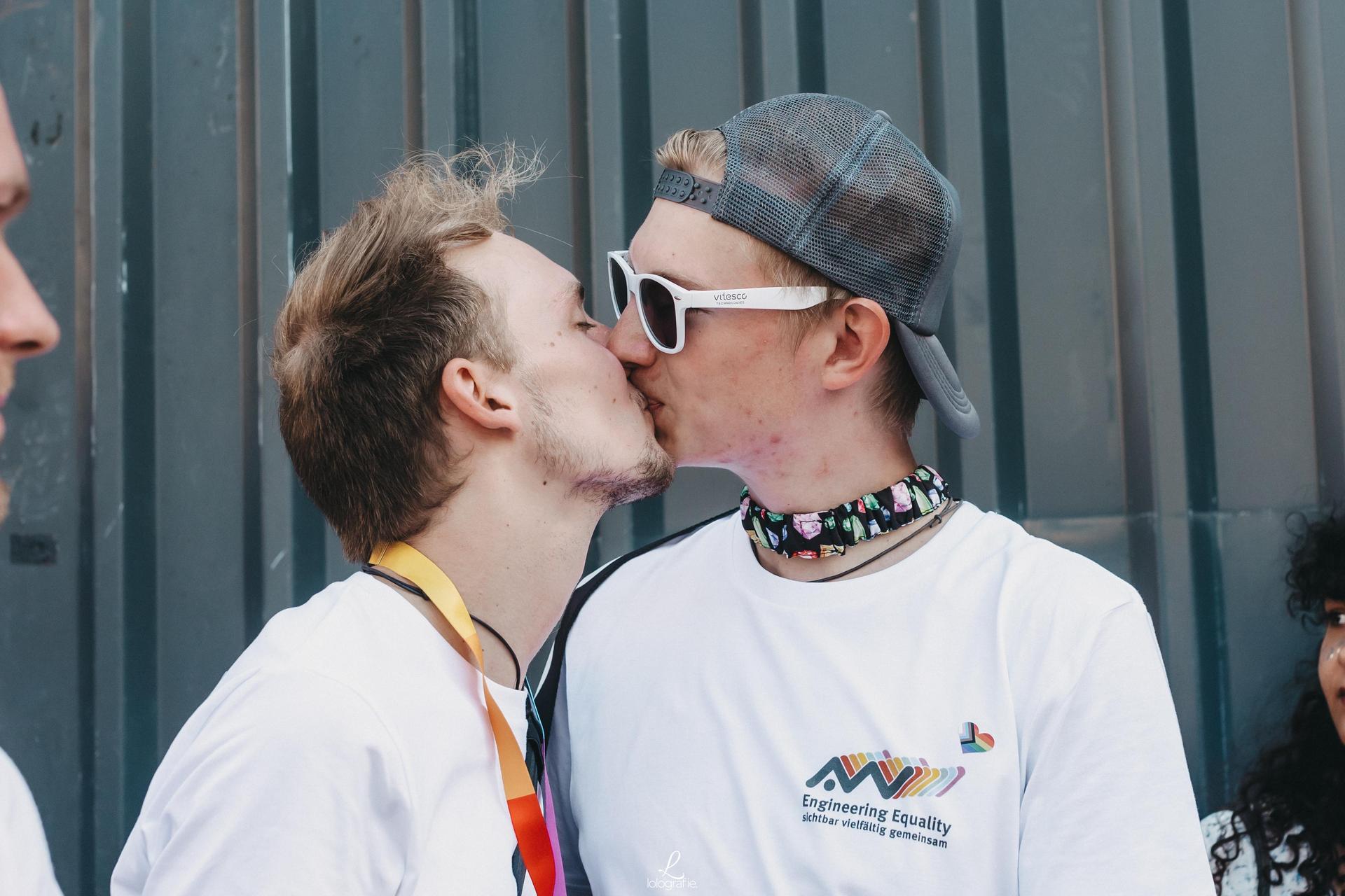 Die Bilder von der CSD-Parade 2023 in Amberg. (Bild: Leonie Hartung)