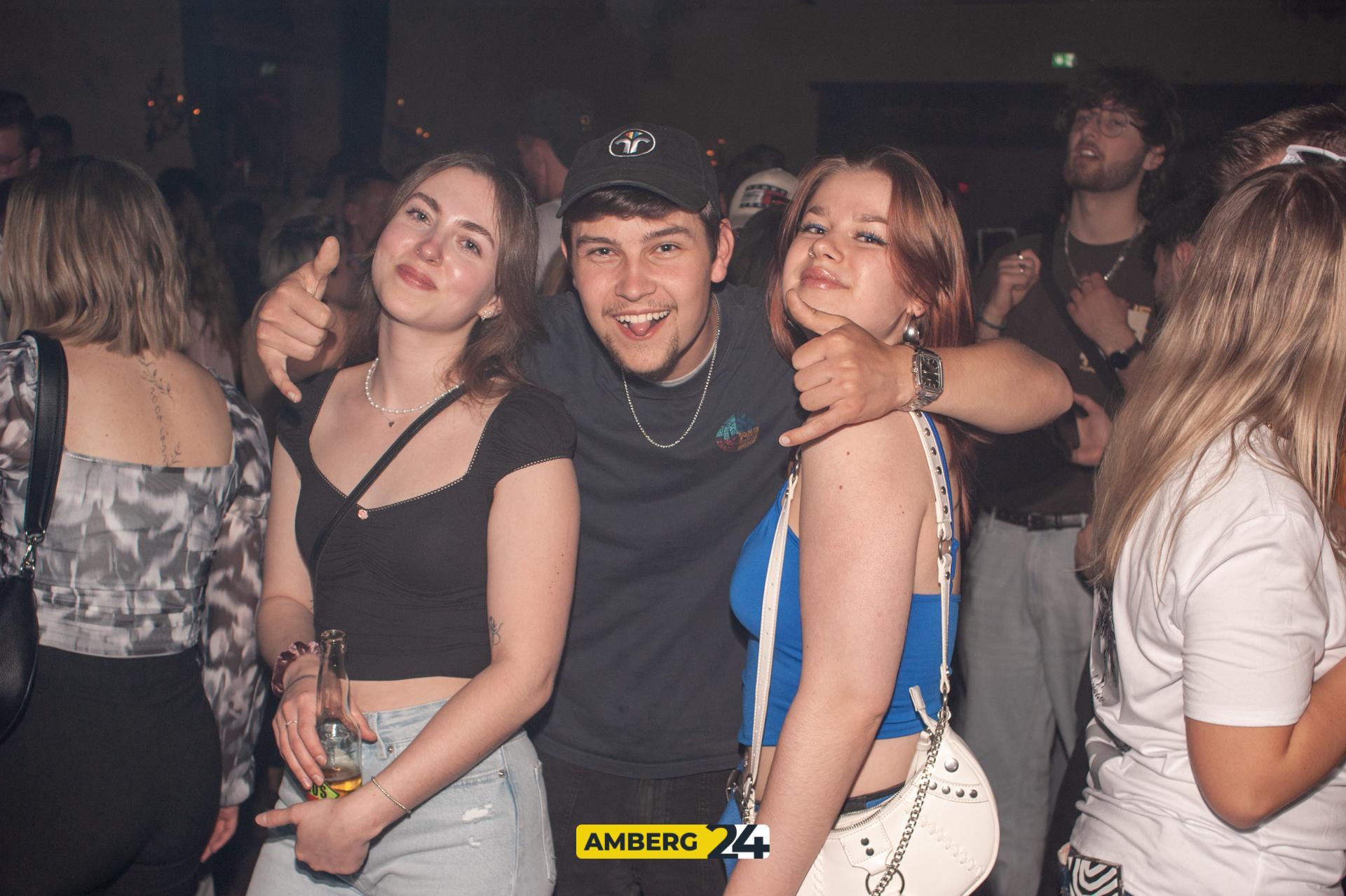 2000er im Casino: Die Fotos vom Sonntag (Bild: Dominik Mark)