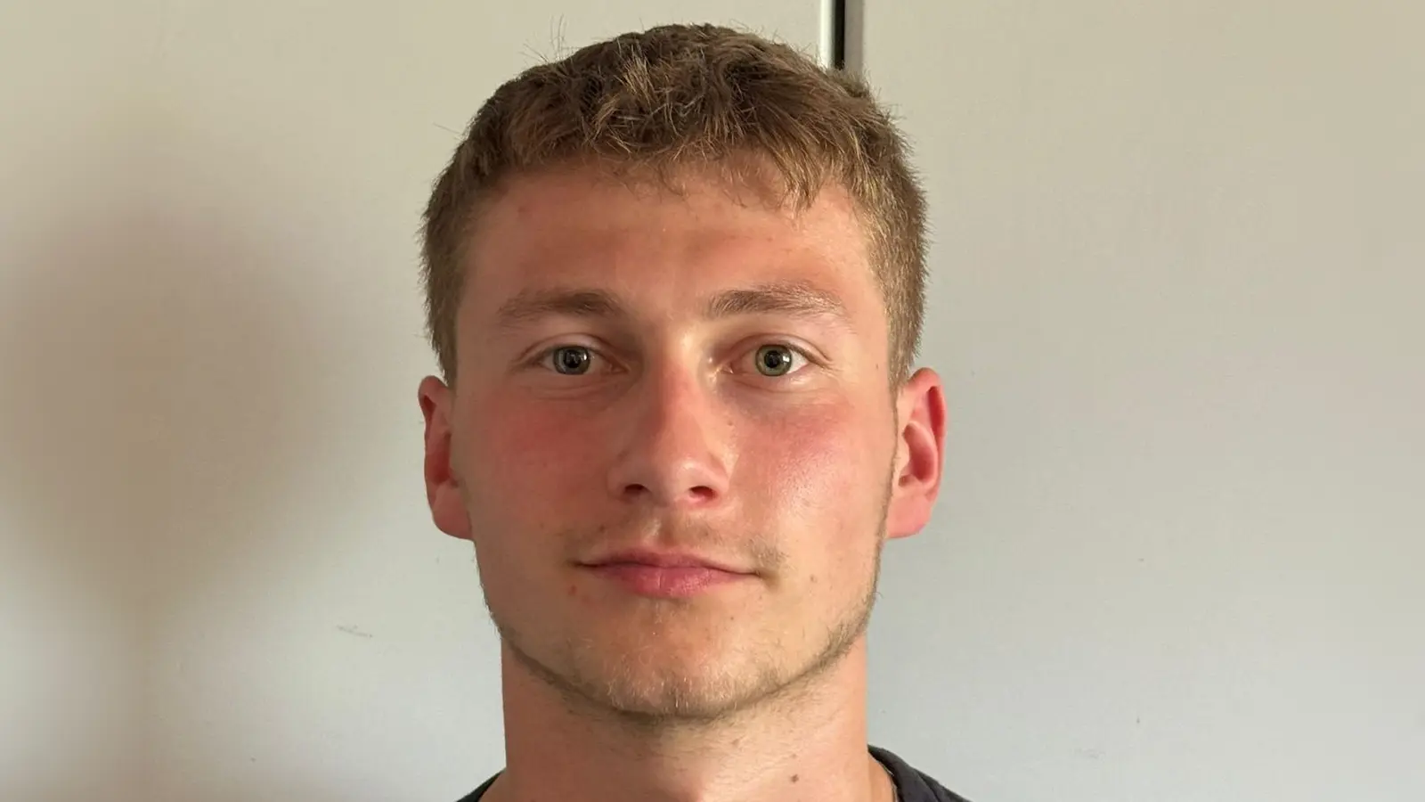 Tobias Vait verstärkt künftig die Abwehr des ERSC Amberg. (Bild: Vait/exb)