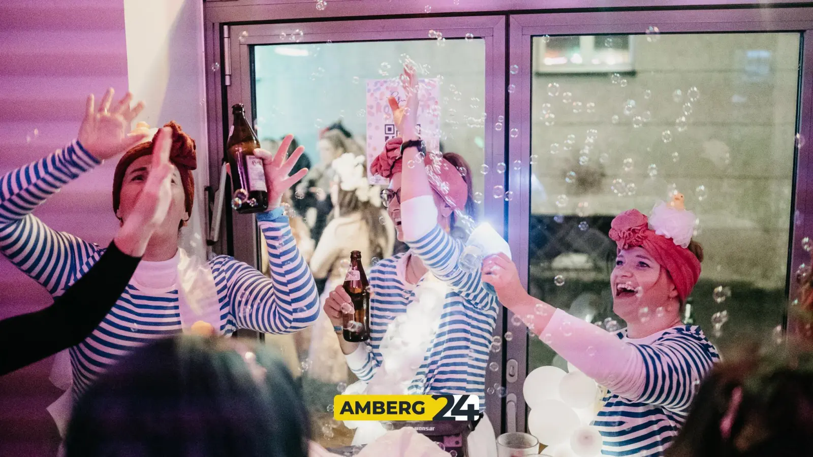 Die Bilder der Hexennacht im Colomba. (Bild: Mario Donhauser)