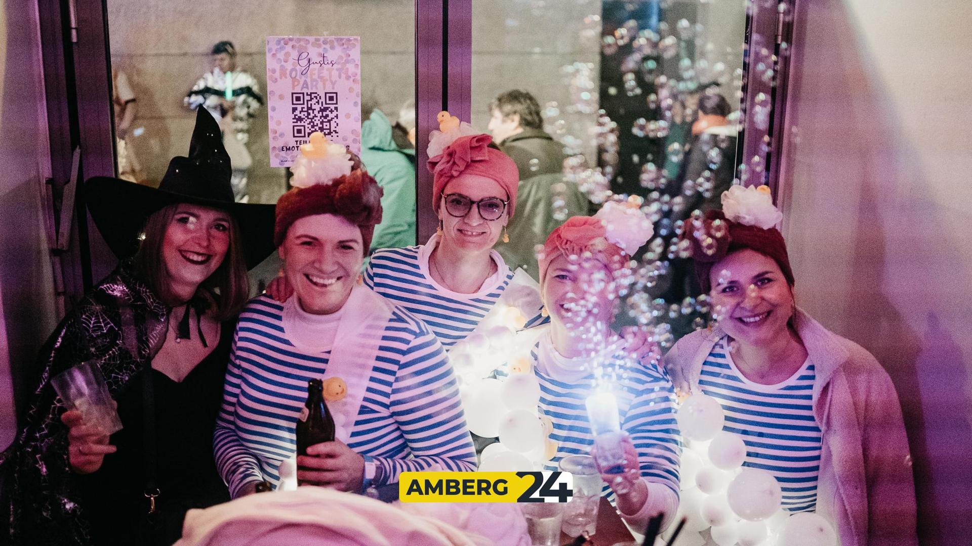 Die Bilder der Hexennacht im Colomba. (Bild: Mario Donhauser)