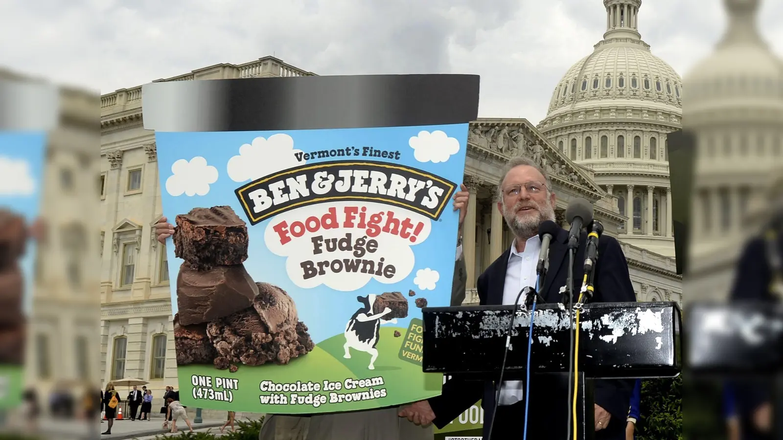 Mitgründer Jerry Greenfield war nach dem Verkauf von Ben &amp; Jerry&#39;s politisch aktiv. (Archivbild) (Bild: Michael Reynolds/EPA/dpa)