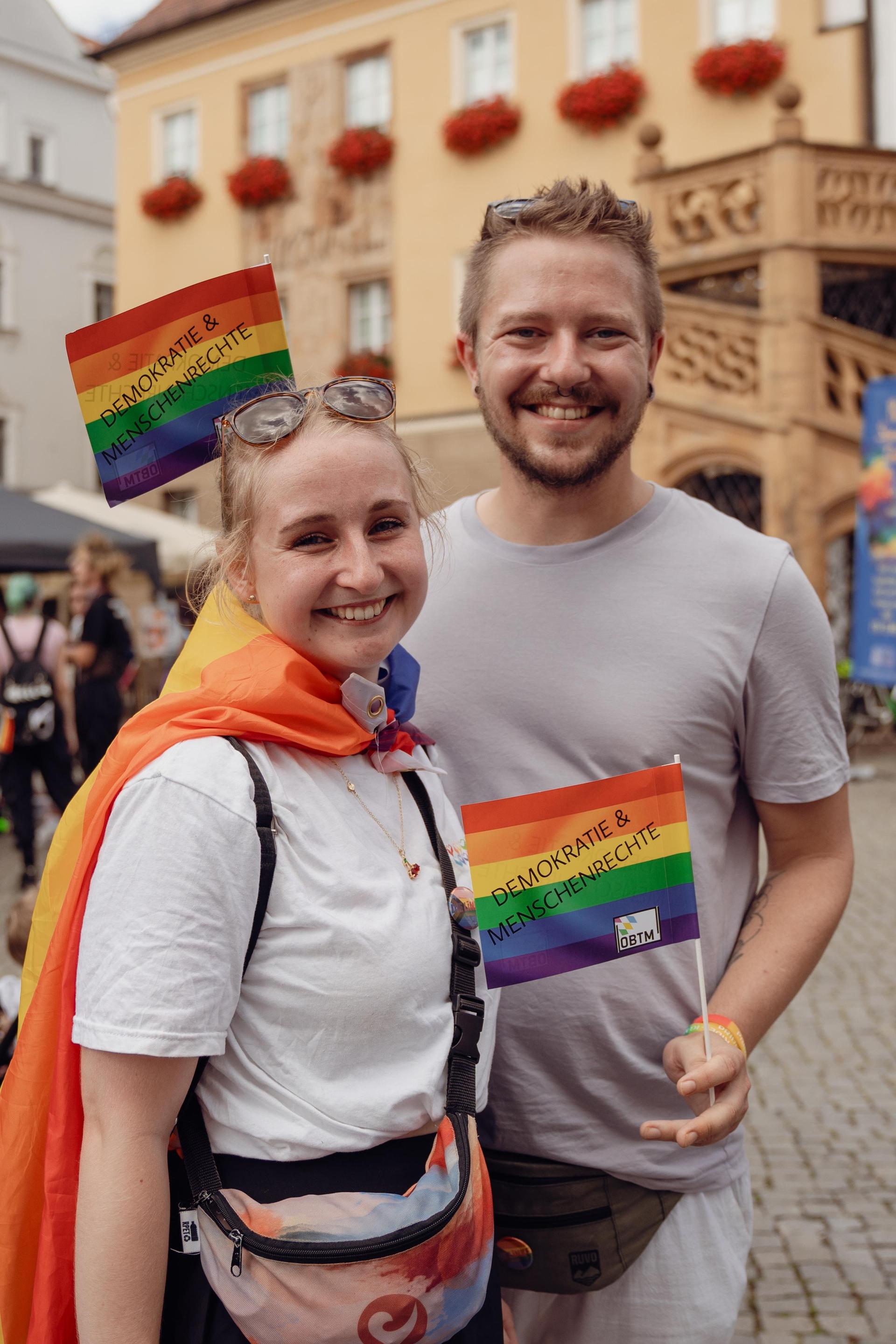 Das war beim Amberger CSD-Demozug am Samstag los. (Bild: Ria Schmidt)