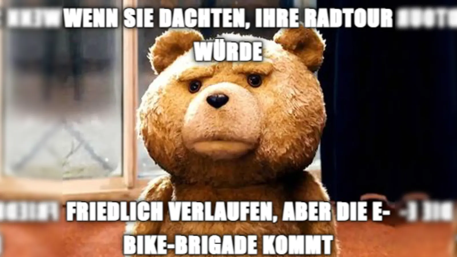 Einfach mal ein paar Memes mit der KI zu Amberg generieren.  (Bild: Maul, Alexandra mit Supermeme)