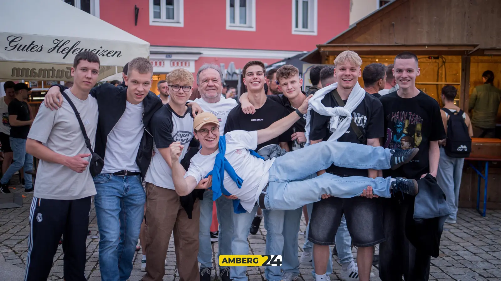 Das sind die Bilder vom Freitagabend vom 2025er-Altstadtfest in Sulzbach-Rosenberg. (Bild: Mario Donhauser)