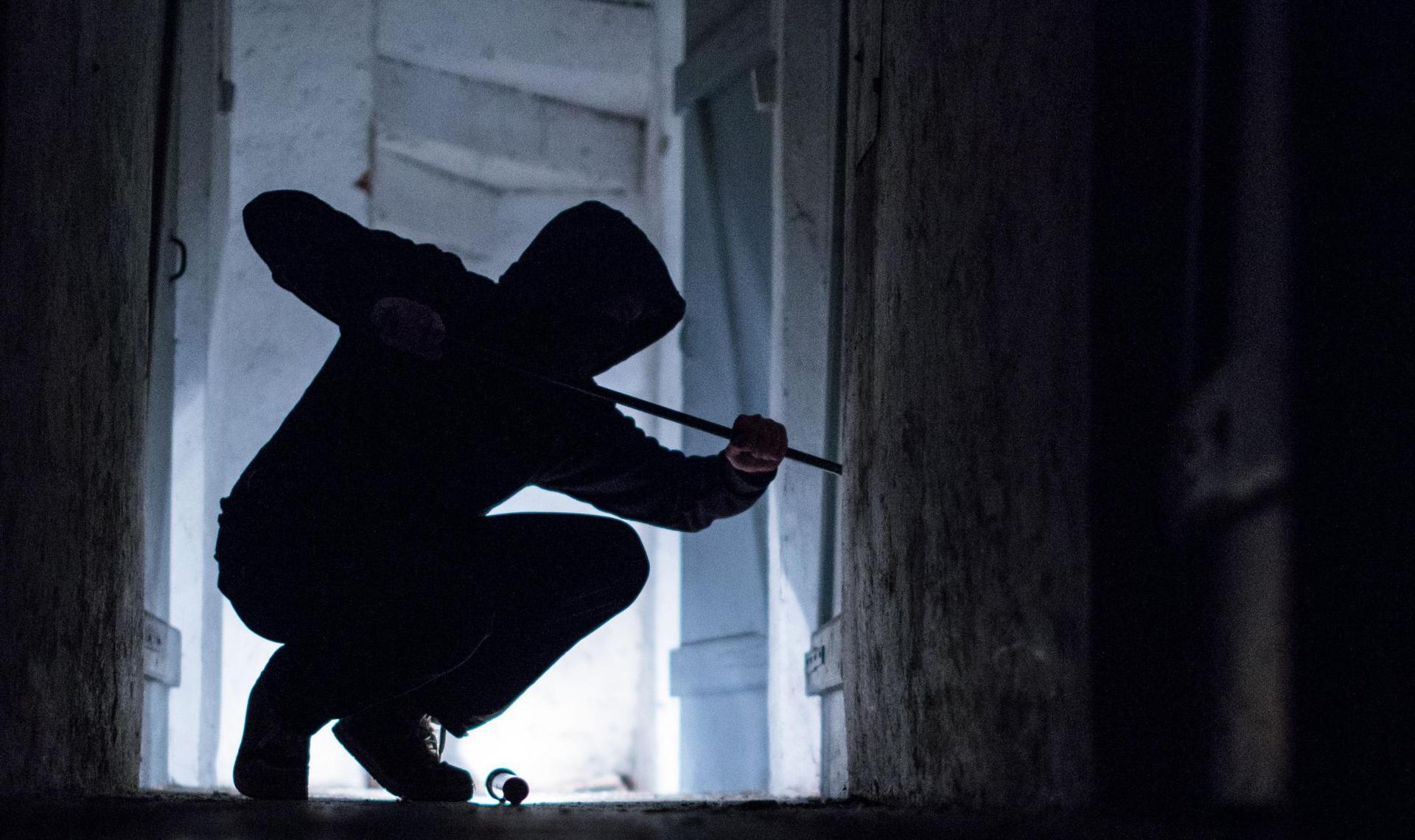 Ein E-Scooter im Wert von 380 Euro wurde aus einem Fahrradkeller in Amberg gestohlen. (Symbolbild: Petra Hartl)