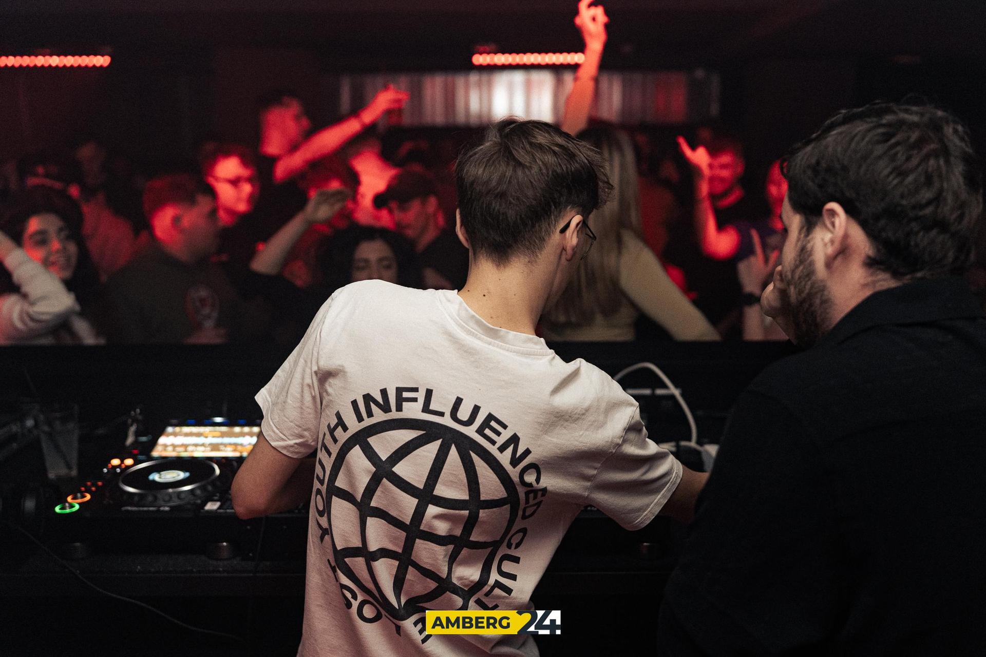 Wir haben für euch die besten Bilder vom Samstagabend im Cave. (Bild: David Müller)