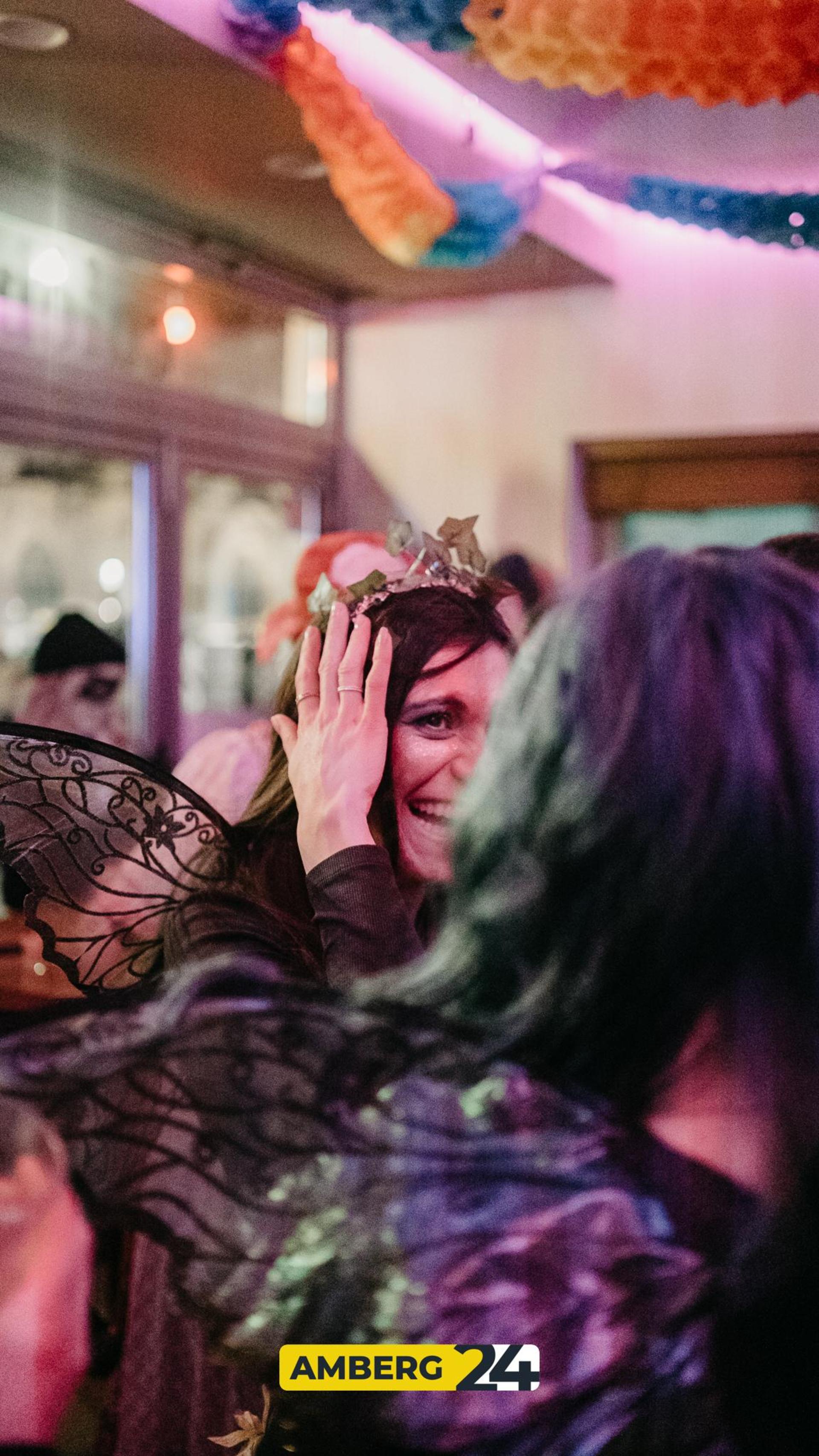 Die Bilder der Hexennacht im Colomba. (Bild: Mario Donhauser)