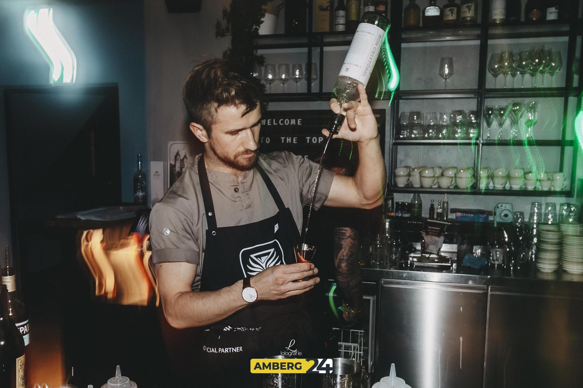Die Fotos aus der Walküre Skybar. (Bild: Lolografie)