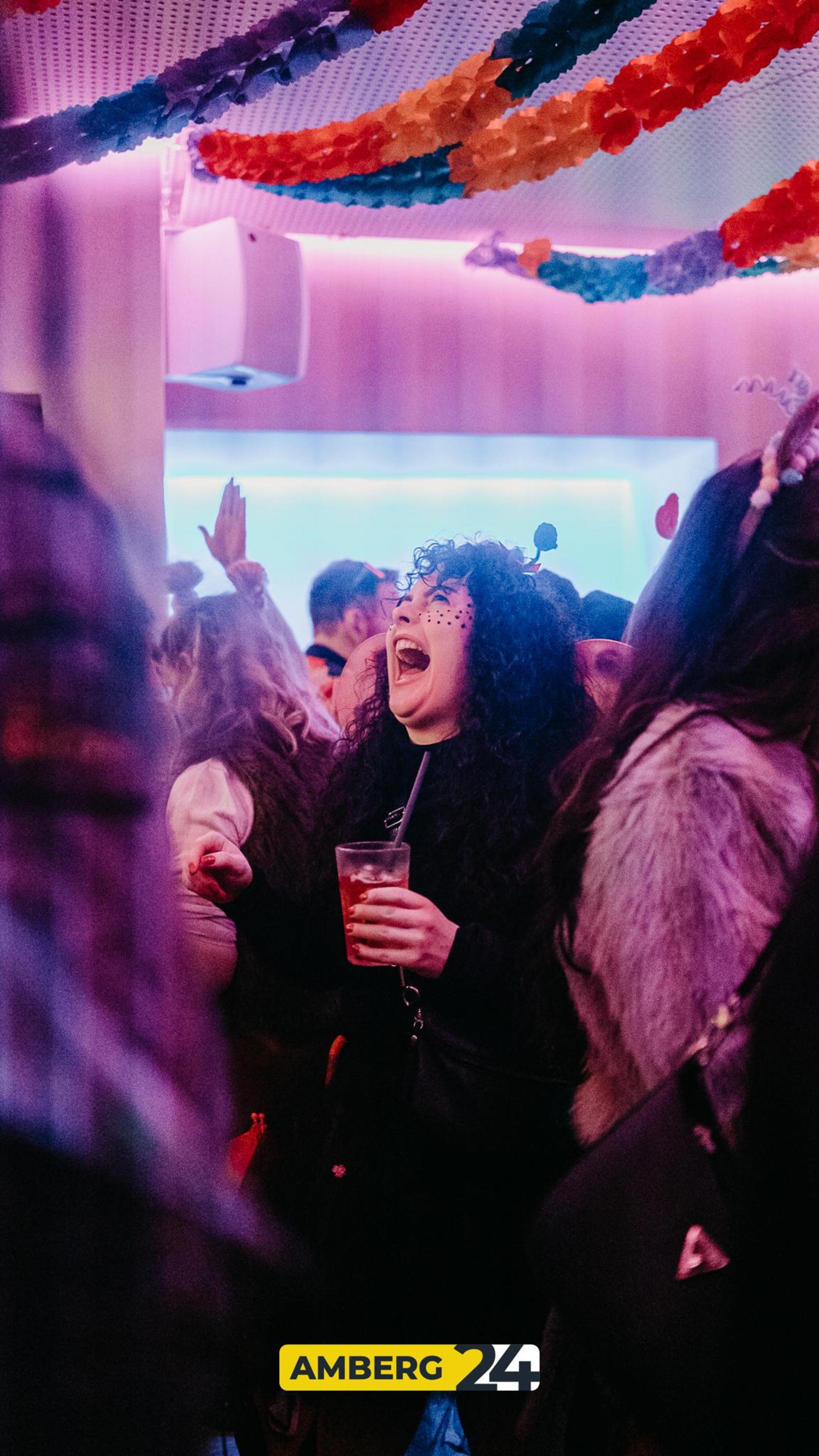 Die Bilder der Hexennacht im Colomba. (Bild: Mario Donhauser)