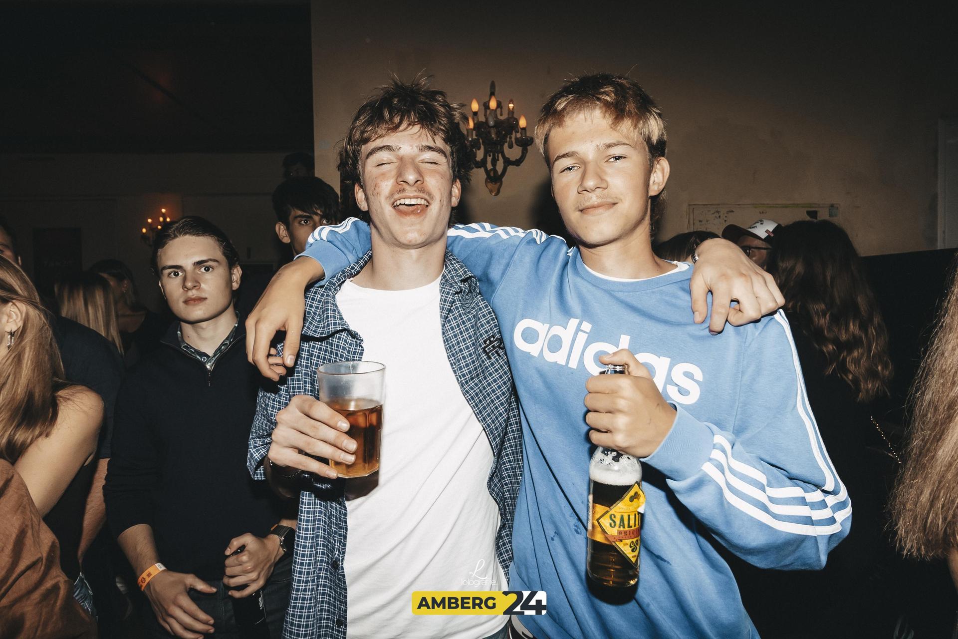 Die Party im Casino. (Bild: Lolografie)