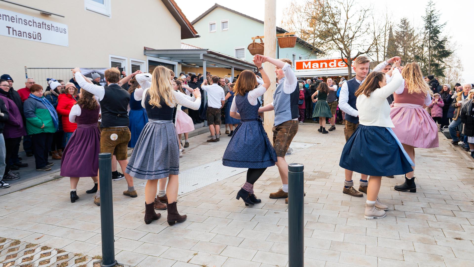 Thansüßer Kirwa am Sonntag.  (Bild: Hannes Stock)