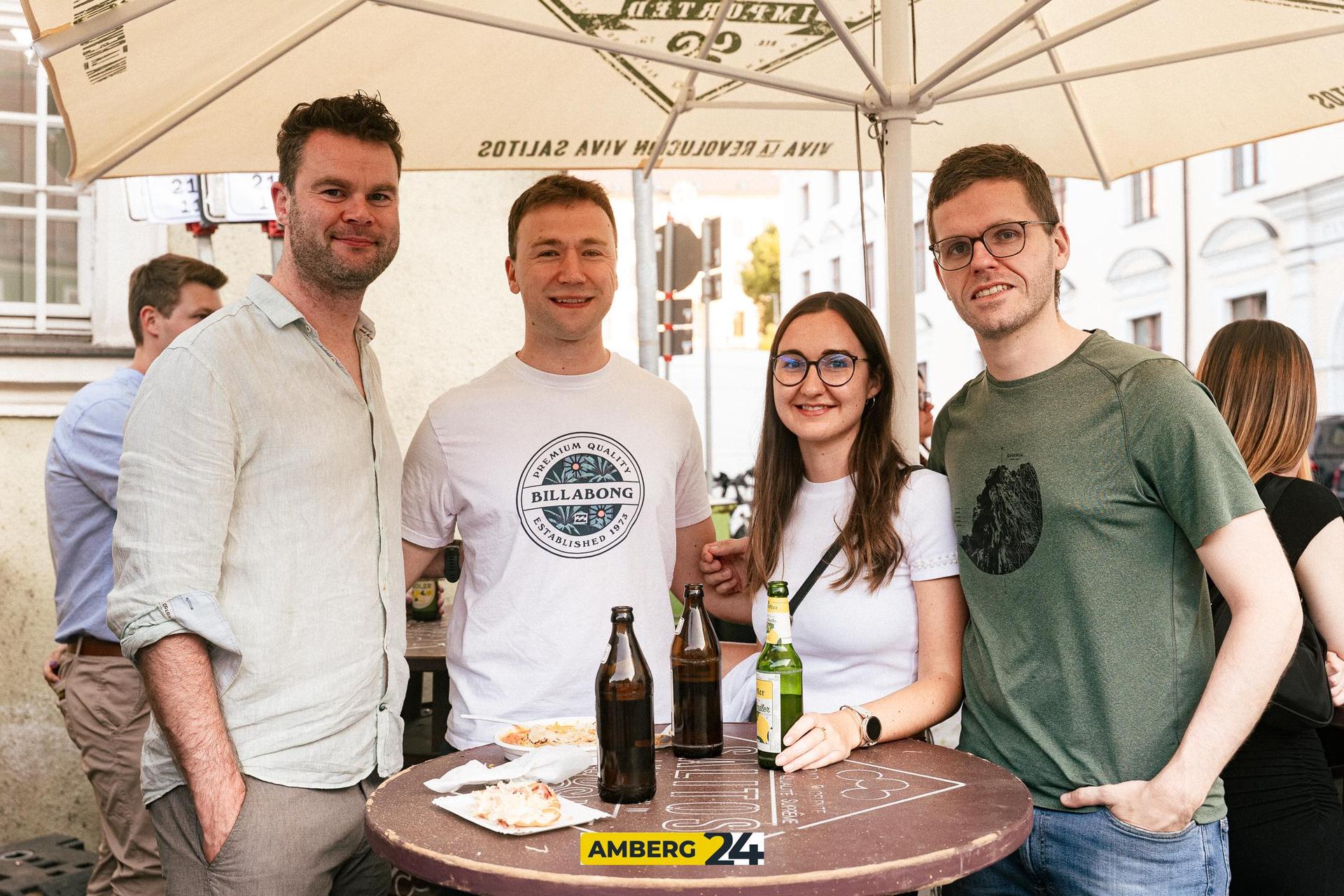 Partystimmung pur gab's auch auf dem Malteserplatz! (Bild: David Mueller)