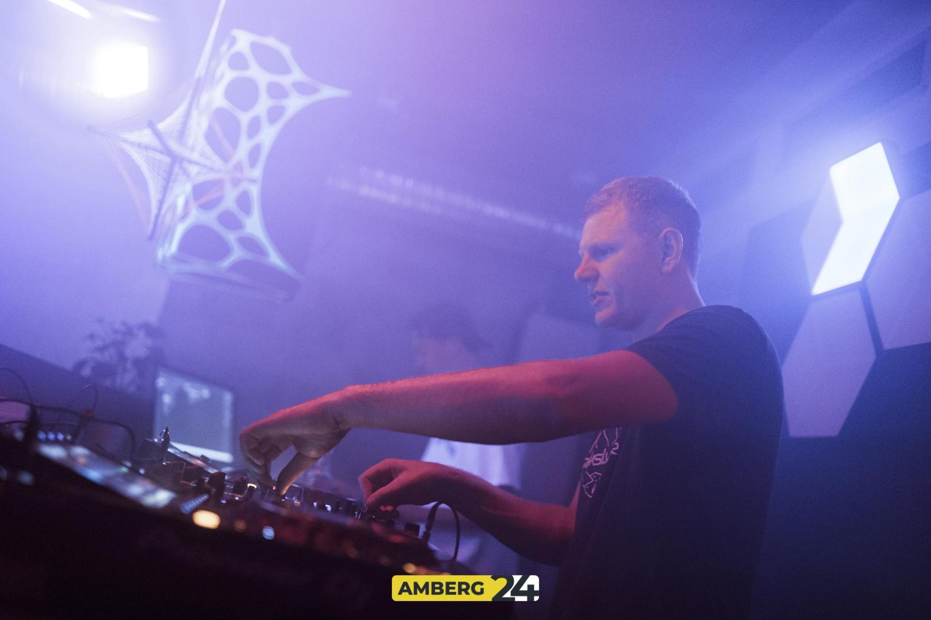 Am Wochenende habt ihr im Happy Rock gefeiert - sogar ab 16. (Bild: Martin Sponsel)