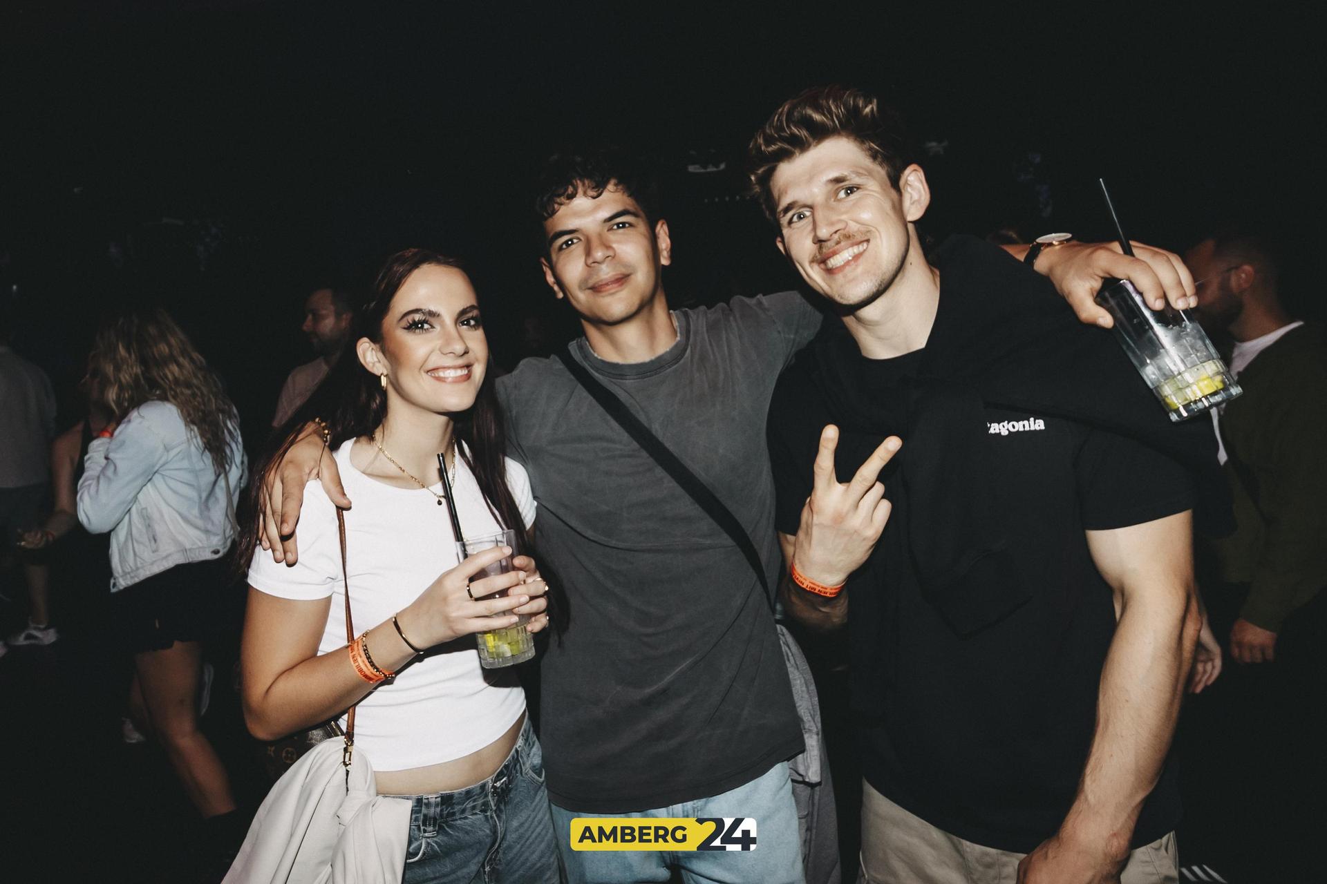 Amberg tanzt im Cave 2025! (Bild: Lolografie)