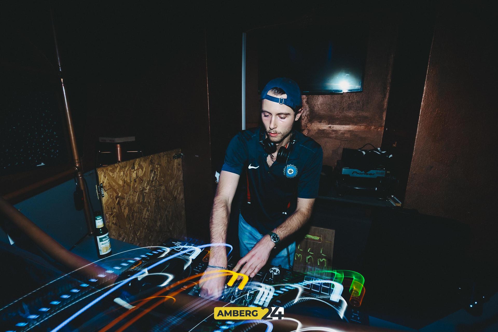 Amberg tanzt 2025 im UNS! (Bild: Lolografie)