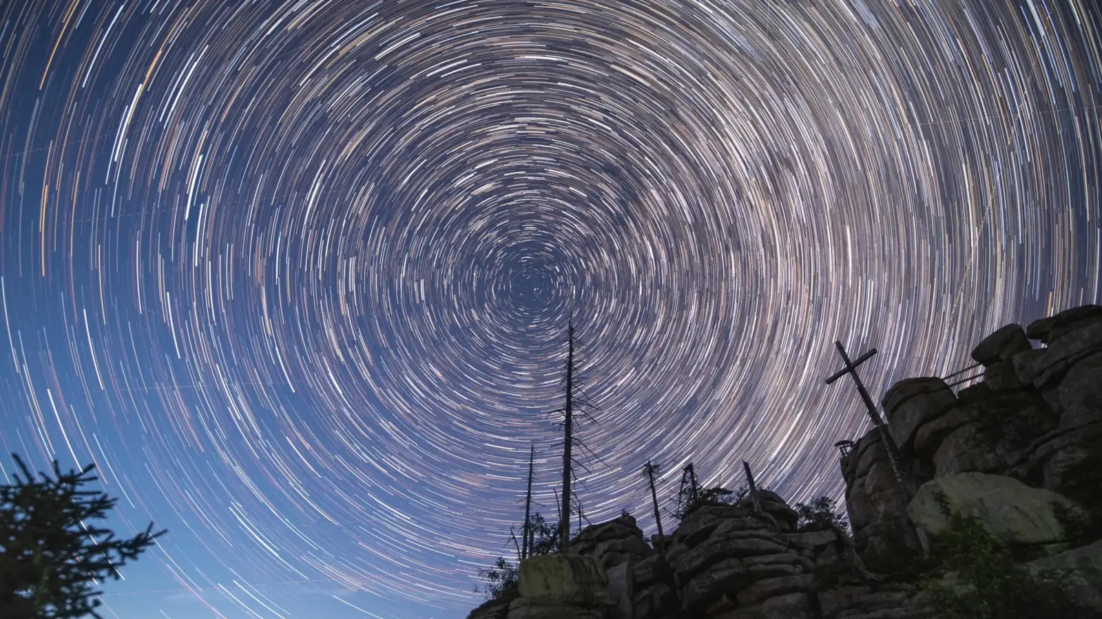 Sternenstrichspur am Dreisessel. (Bild: Naturpark Bayerischer Wald/Gerhard Hackner)