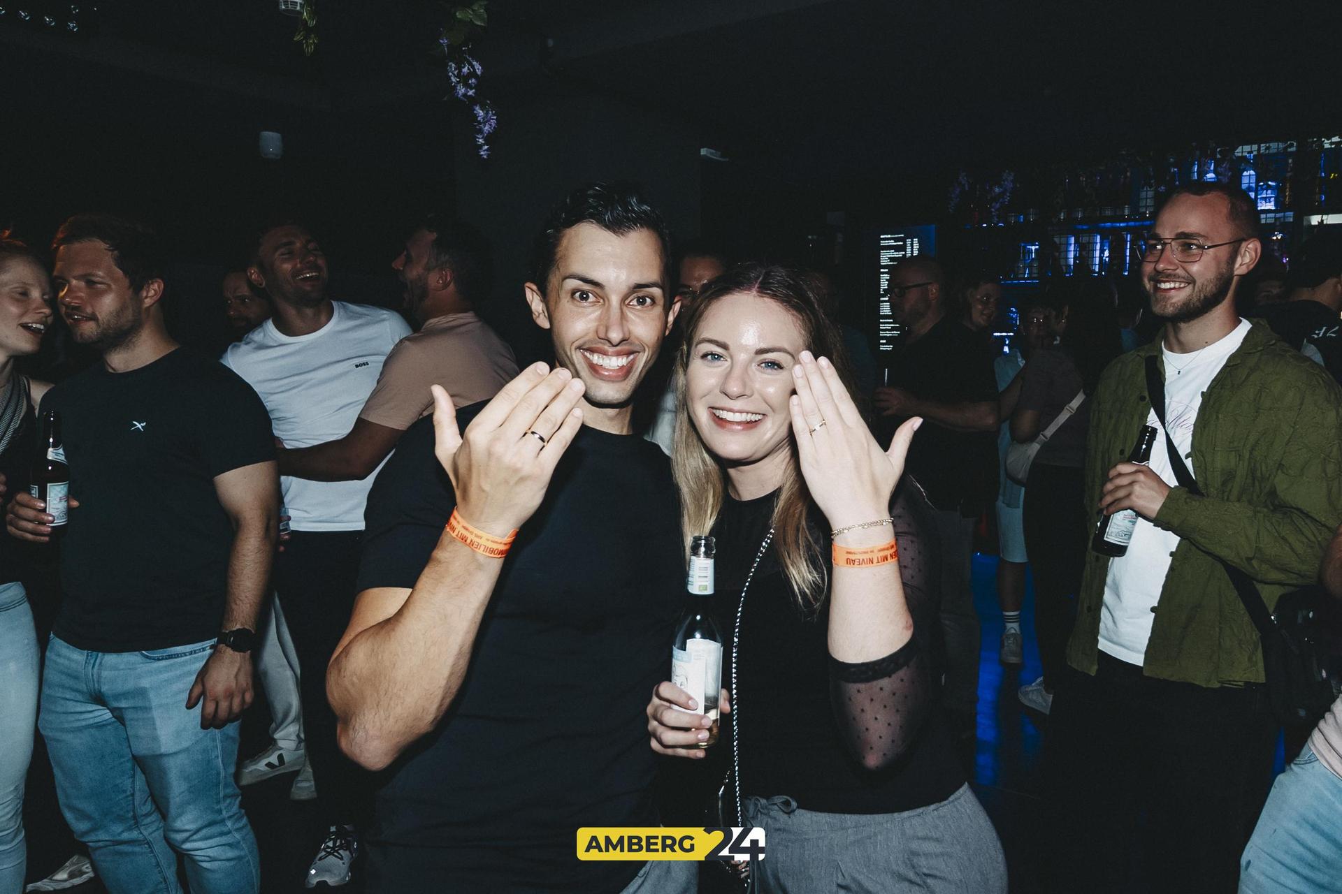 Amberg tanzt im Cave 2025! (Bild: Lolografie)